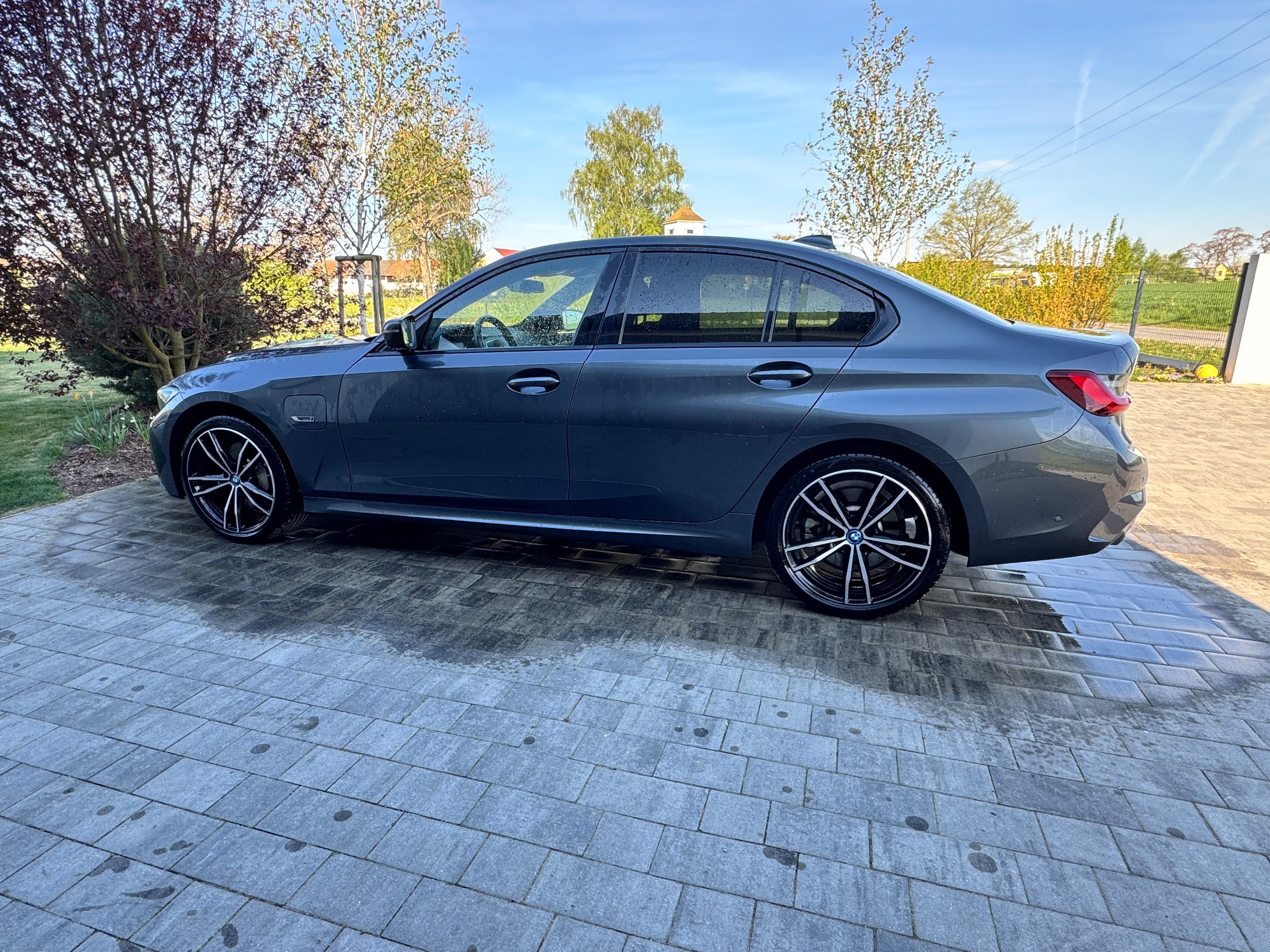 BMW Řada 3, 330e, M-Paket, el. tažné - fotka 6