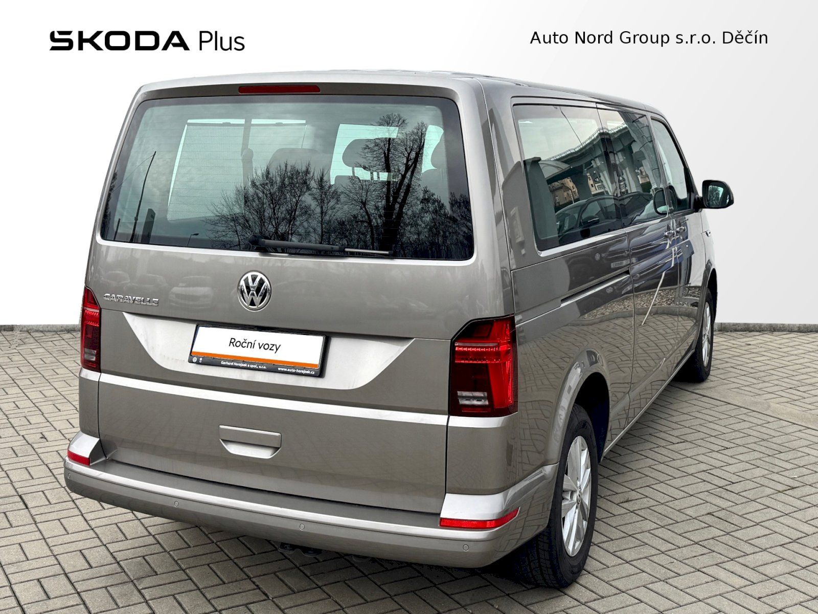 Volkswagen Caravelle, 2.0TDI 110KW DSG LWB COMFORTLI - fotka 2