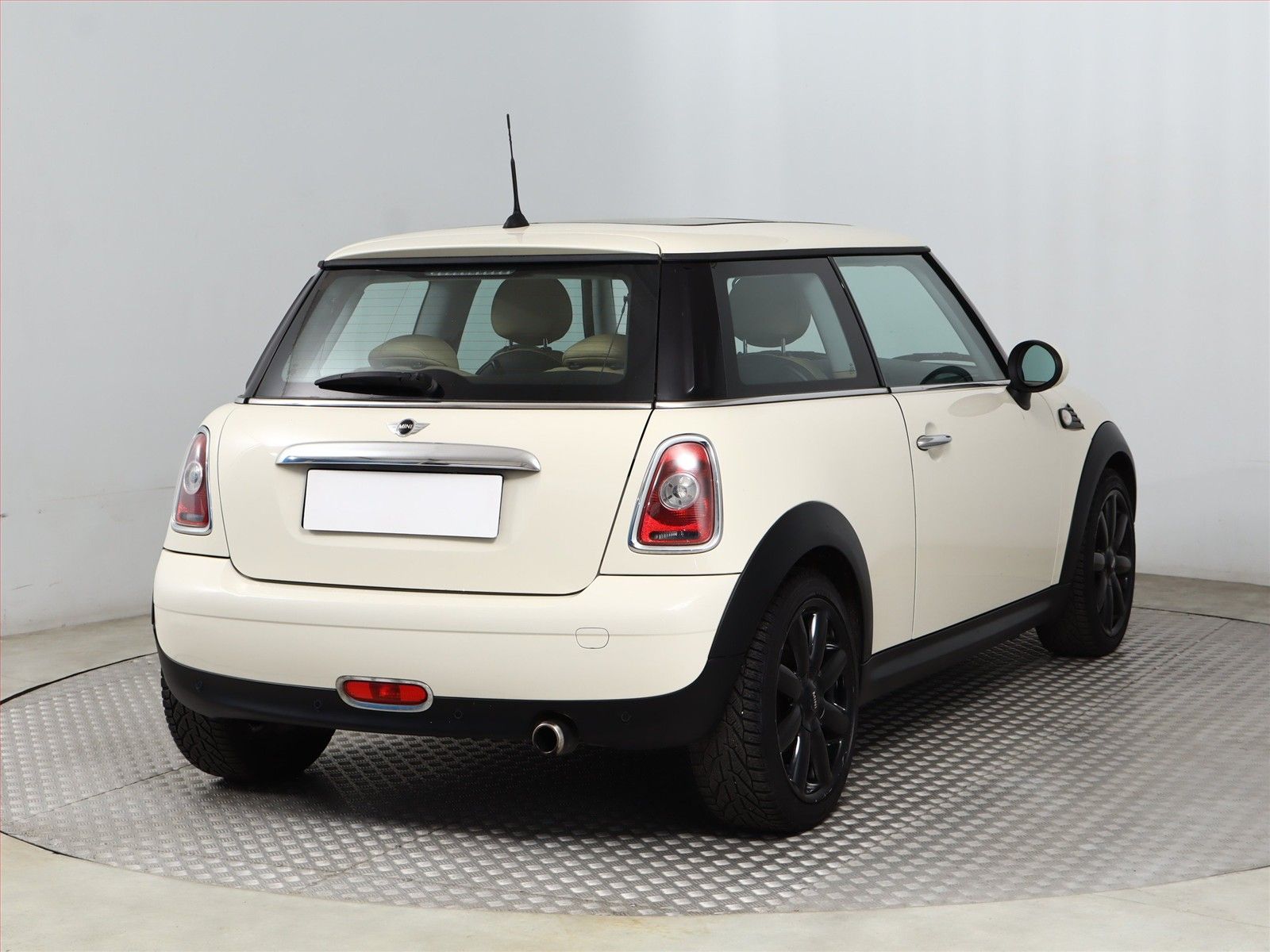 Mini One, One, Kožené sedačky, Xenony - fotka 5