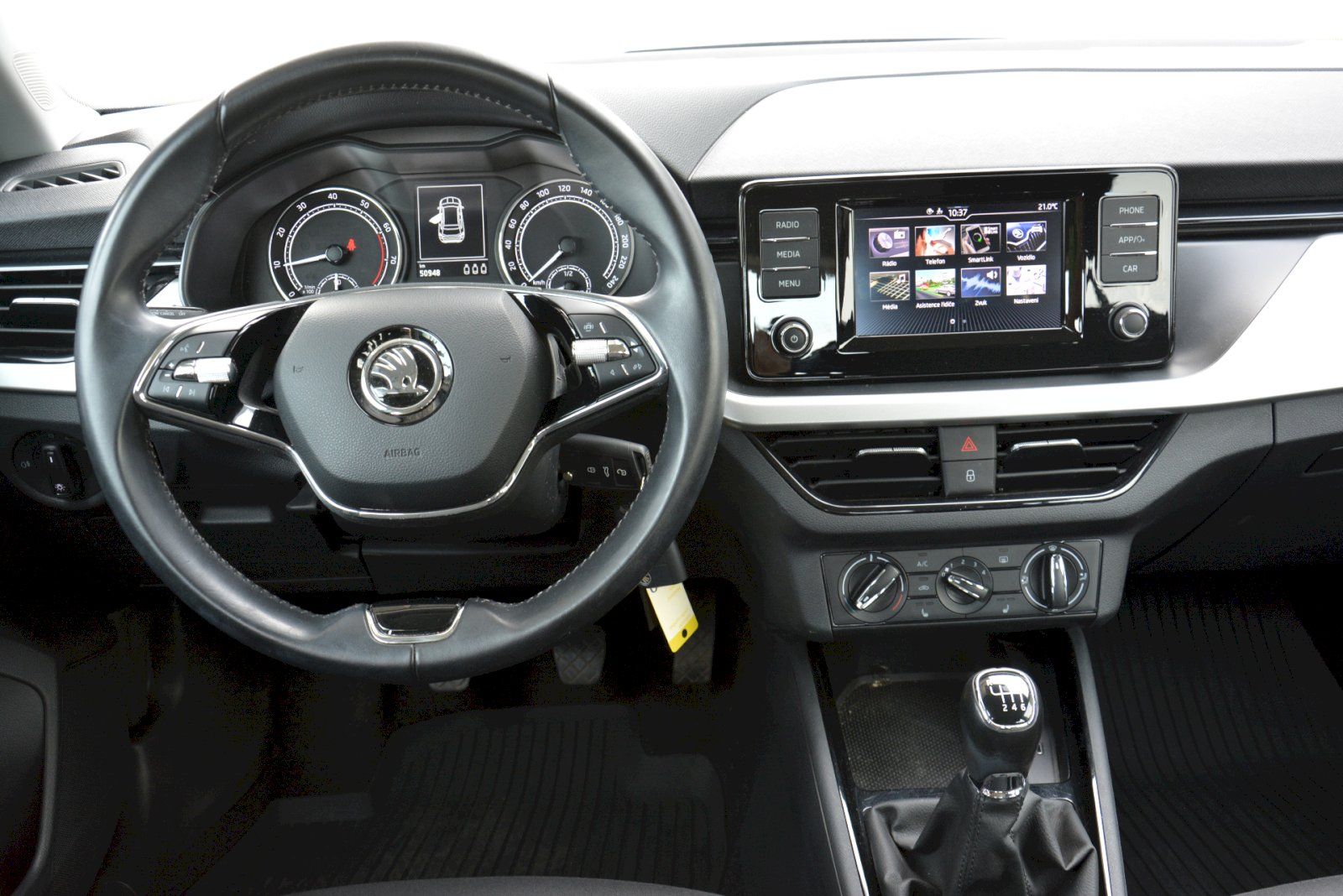Škoda Kamiq, 1.0 TSI 81 KW Ambition EXTRA - fotka 5