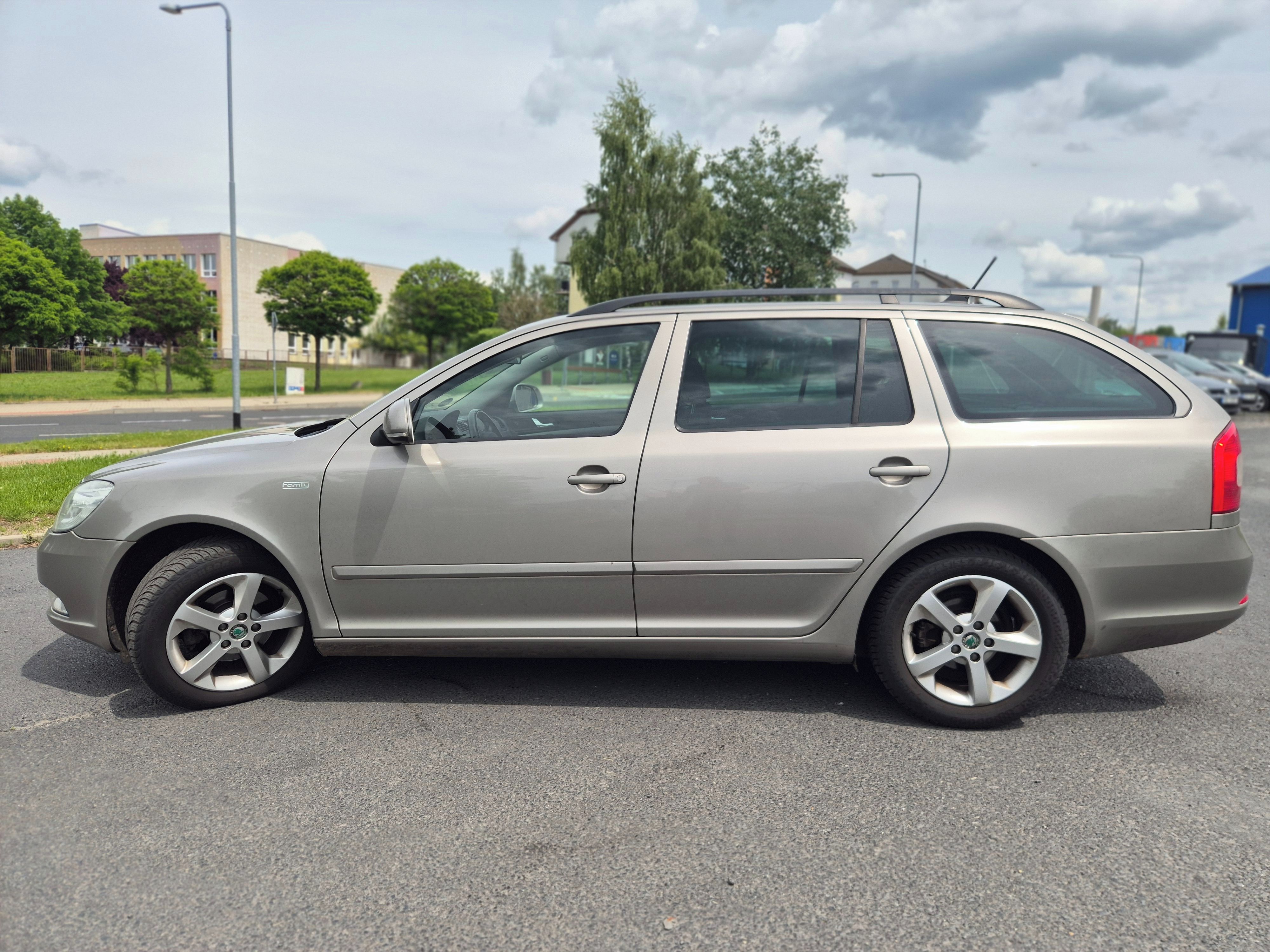 Škoda Octavia, 1 maj.plný servis ZÁRUKA 1 ROK - fotka 5