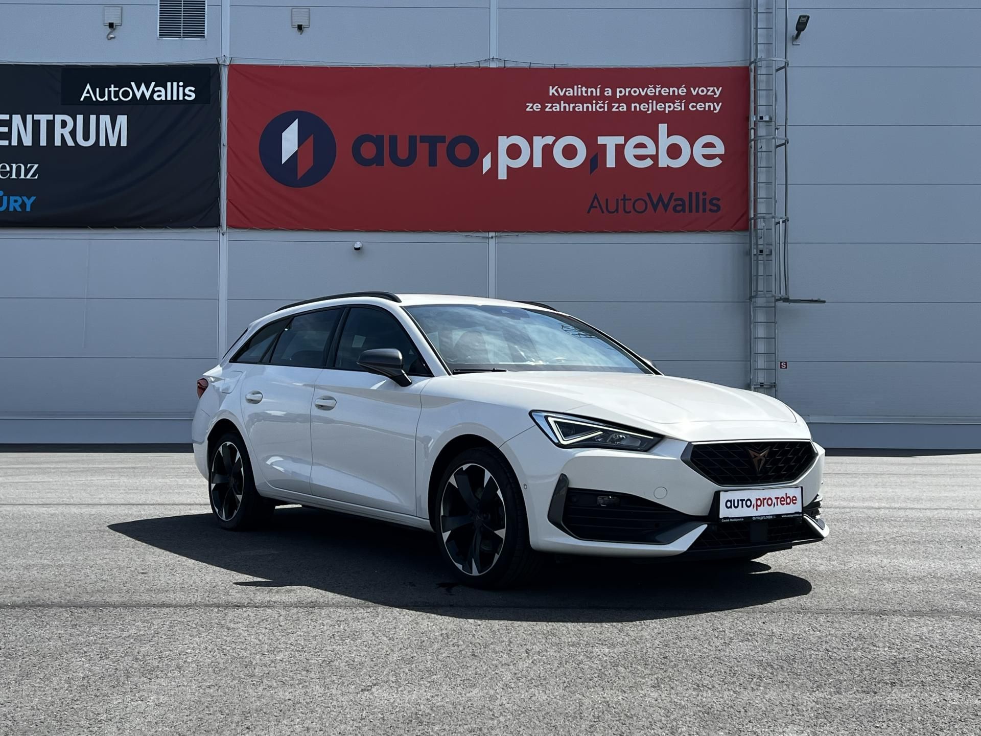 Cupra Leon, 1.5TSI e-Hybrid 150kW TZ DPH - fotka 2