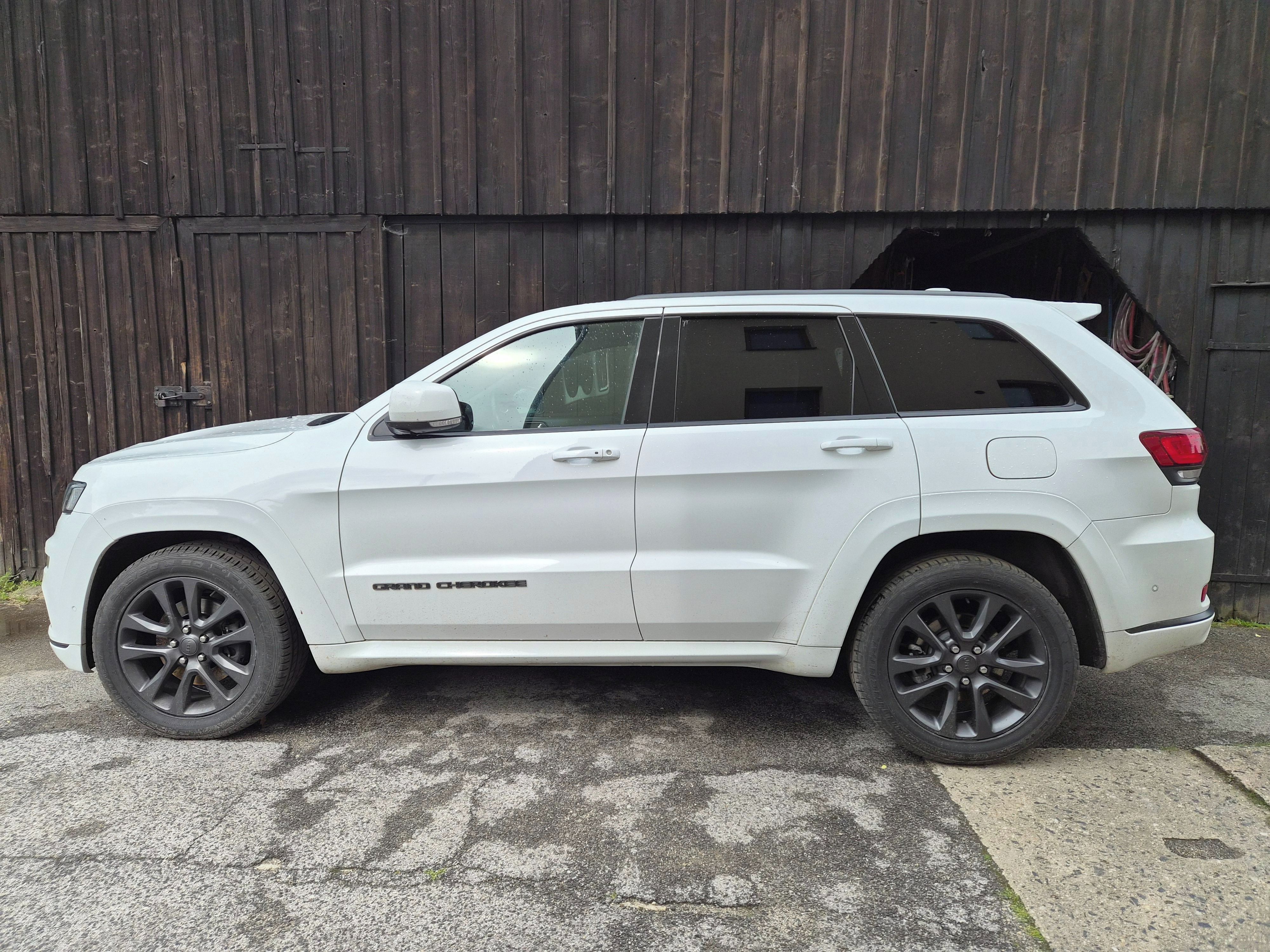 Jeep Grand Cherokee, JEEP  GRAND CHEROKEE S  3,0 - fotka 2