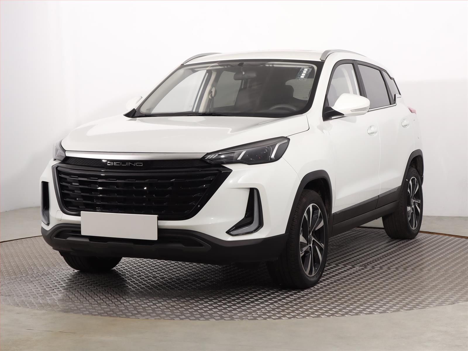 BAIC X3, 1.5T, Záruka, Automat - fotka 2