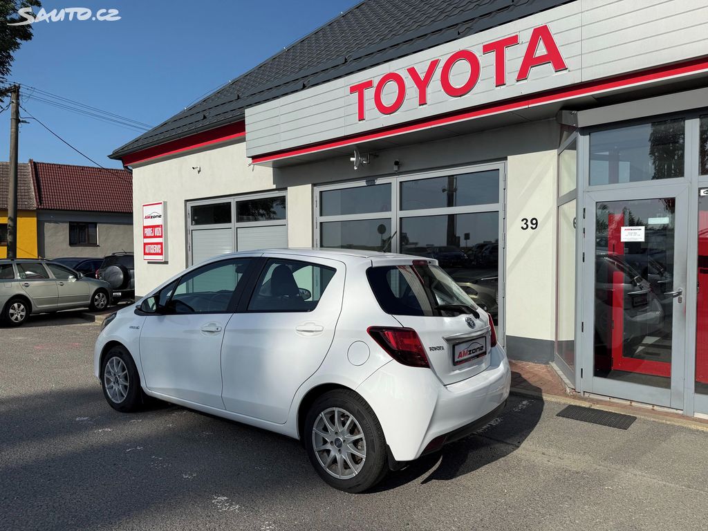 Toyota Yaris, fotka 5
