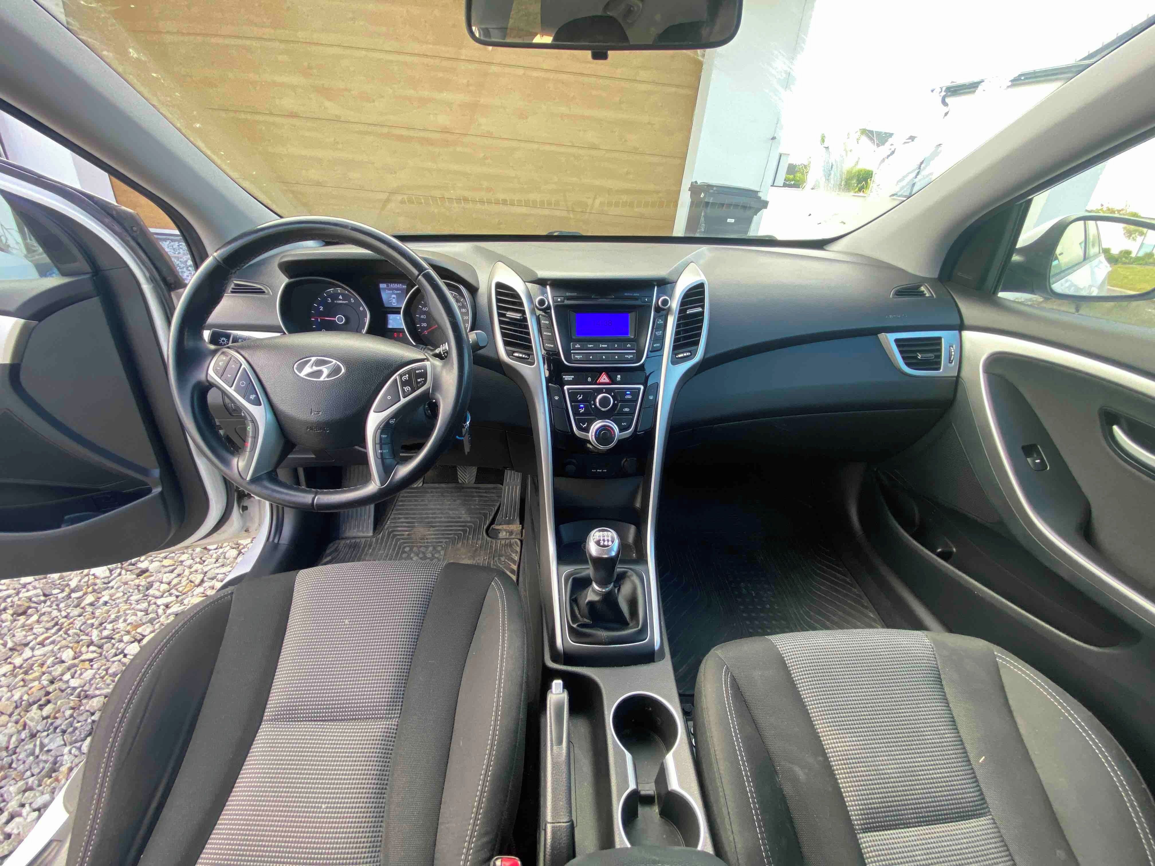 Hyundai i30, Hyundai i30 kombi 2015 1.6 88k - fotka 5