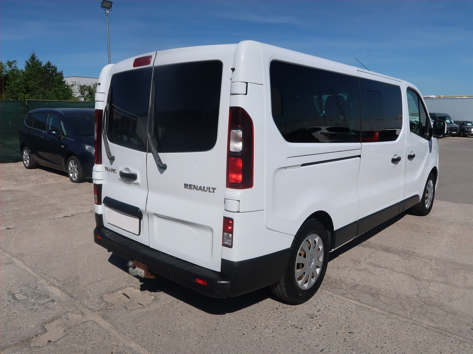 Renault Trafic, 1.6 dCi, Bus, 9Míst, Klima, ČR - fotka 4