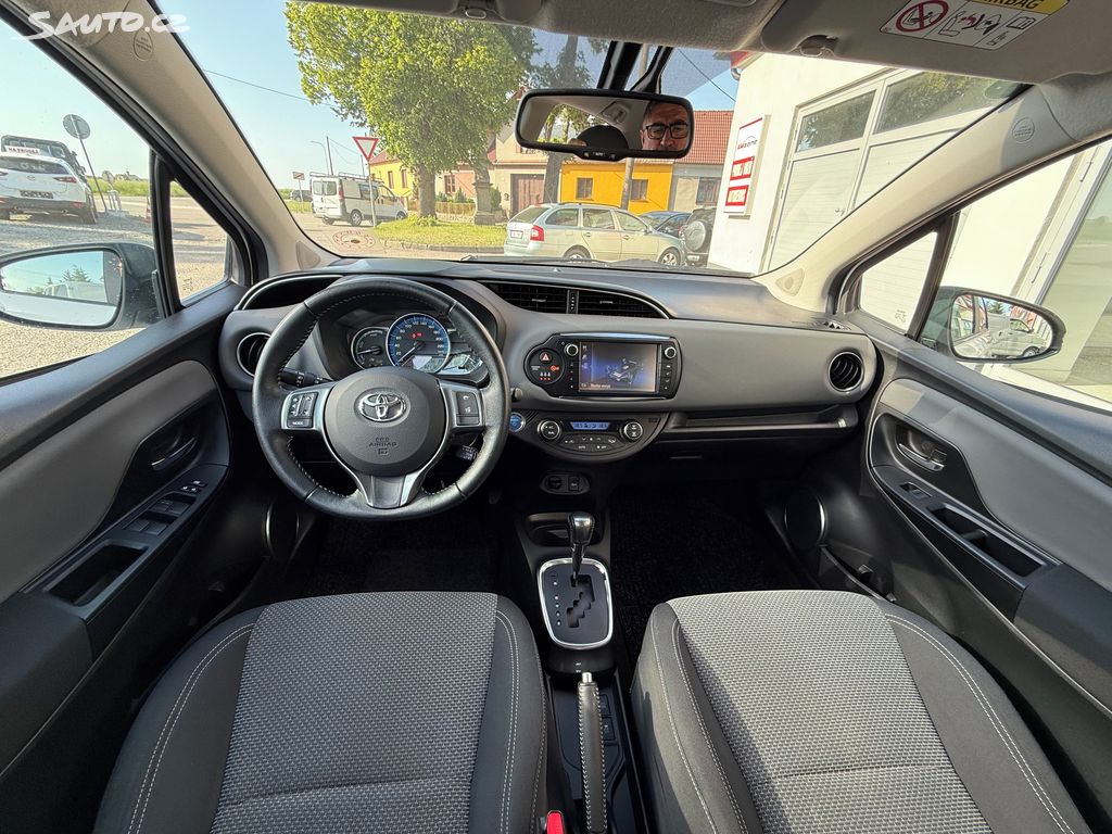Toyota Yaris, fotka 10
