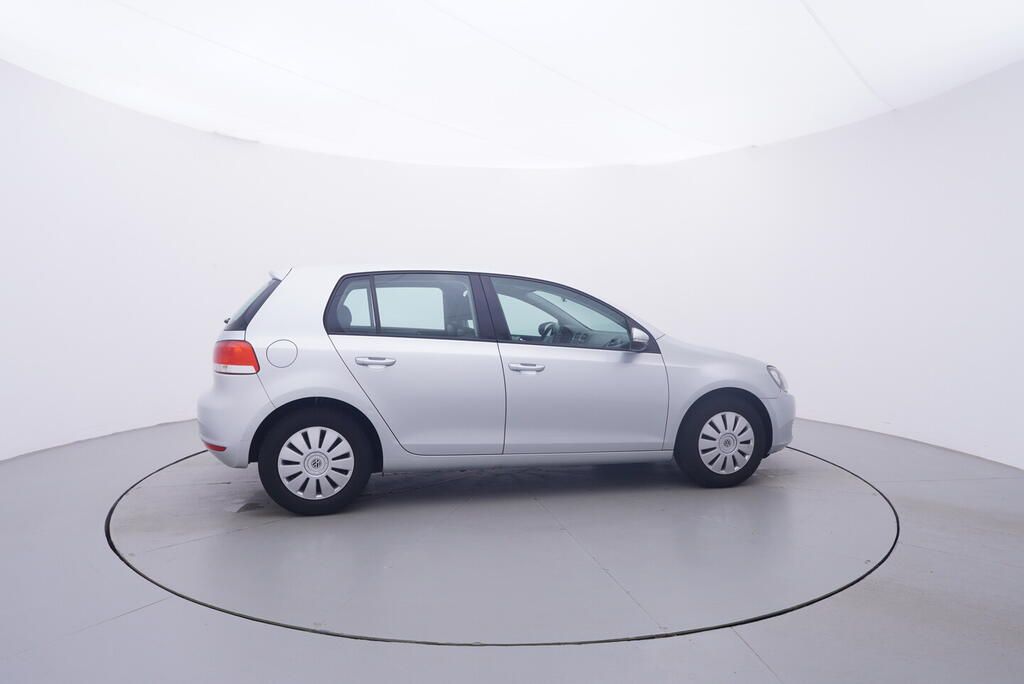 Volkswagen Golf, Trendline 1.4 16V 59 kW - fotka 6