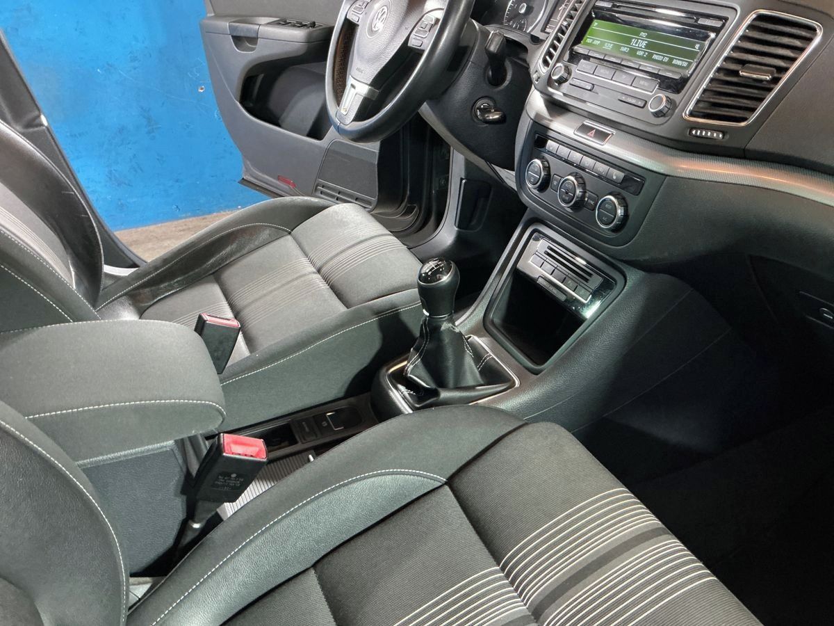 Volkswagen Sharan, 2.0TDI 103KW MATCH TOP VÝBAVA - fotka 2