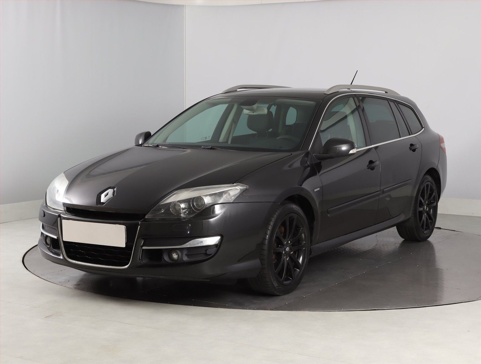 Renault Laguna, 2.0 dCi, Navi, Kožené sedačky - fotka 2