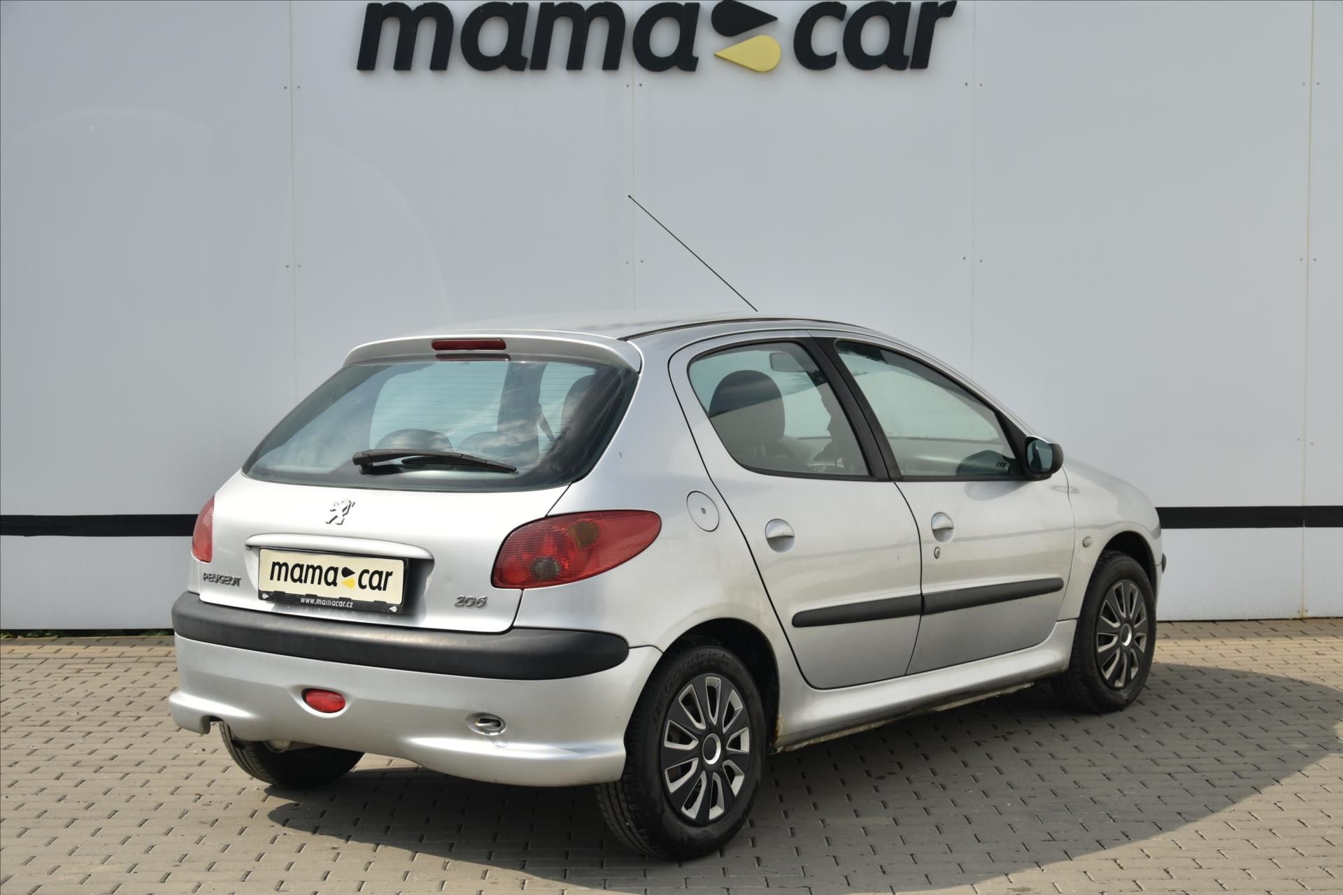 Peugeot 206, 1.4i - fotka 2