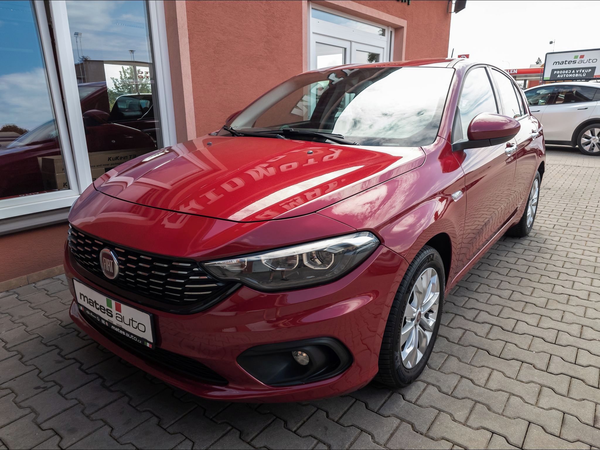 Fiat Tipo, Lounge 1.4 T-JET 88KW
