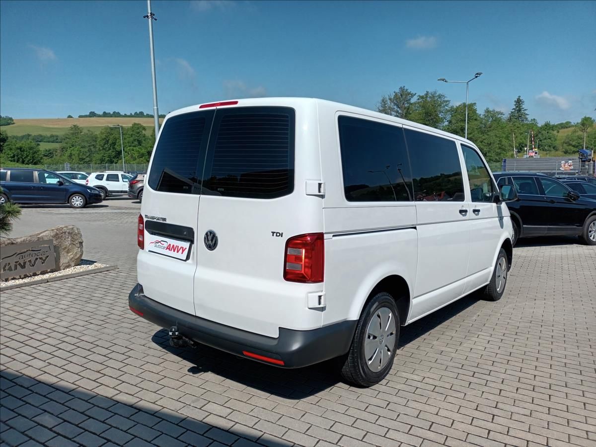 Volkswagen Transporter, 2,0 TDI,ČR,8MÍST,TAŽNÉ,SERVIS, - fotka 5