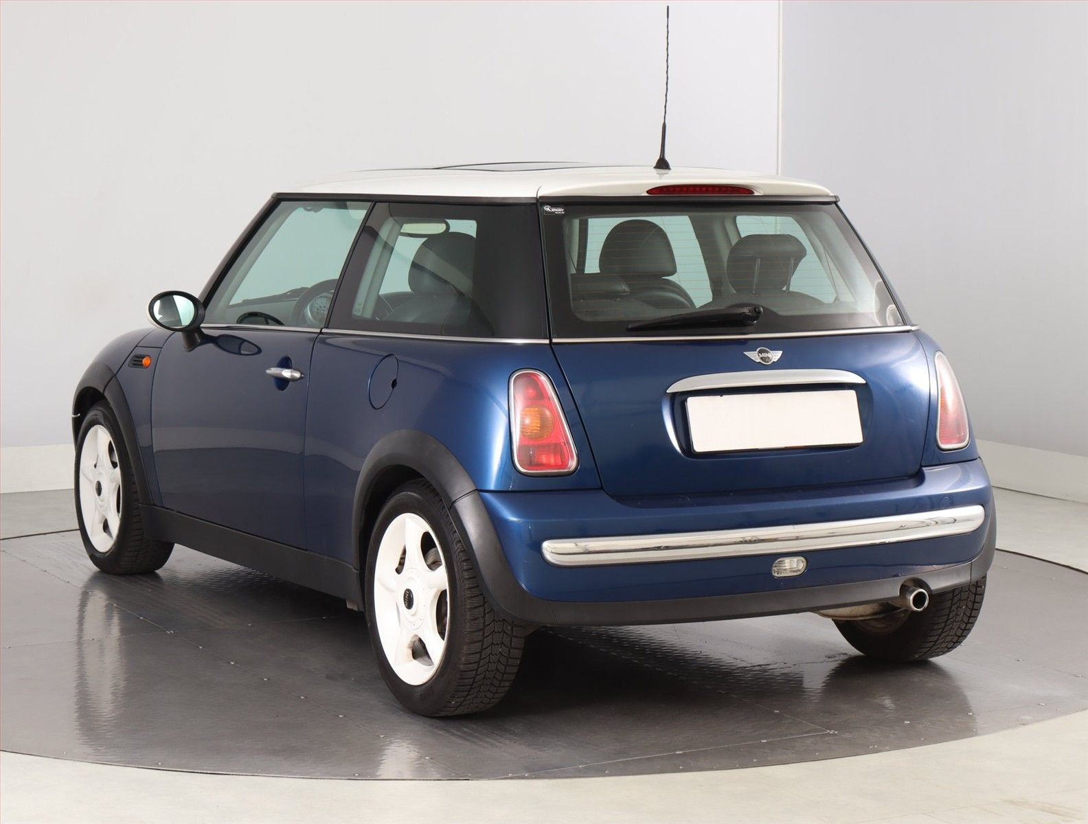 Mini Cooper, Cooper, polokůže, zamluveno - fotka 4