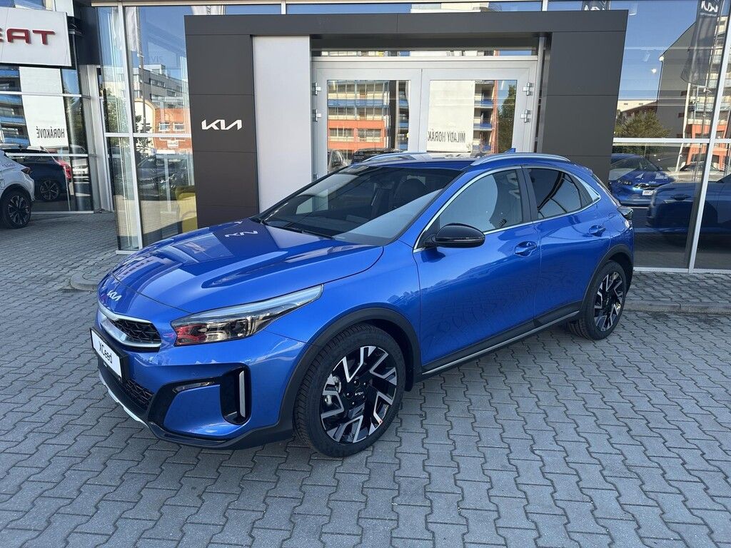 Kia XCee´d, 1,6 T-GDi 7DCT 110 kW STEEL ED - fotka 2