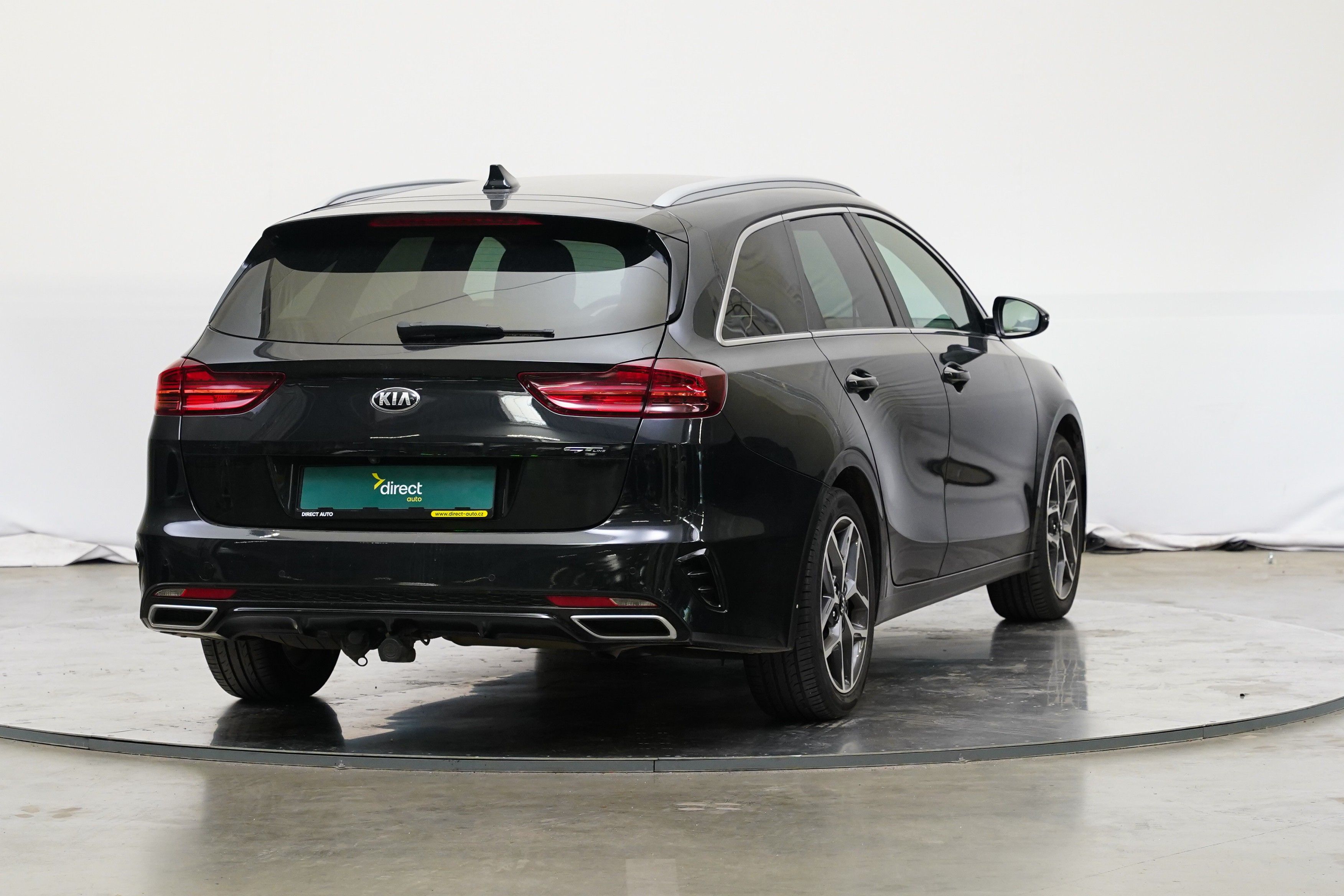 Kia Cee´d, 1.6 CRDi 100 kW GT Line - fotka 2
