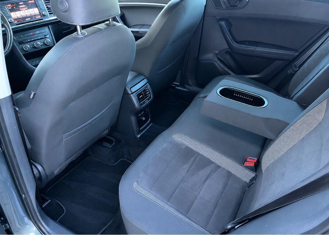 Seat Ateca, 1,6 TDi - ALCANTARA + KŮŽE - fotka 5