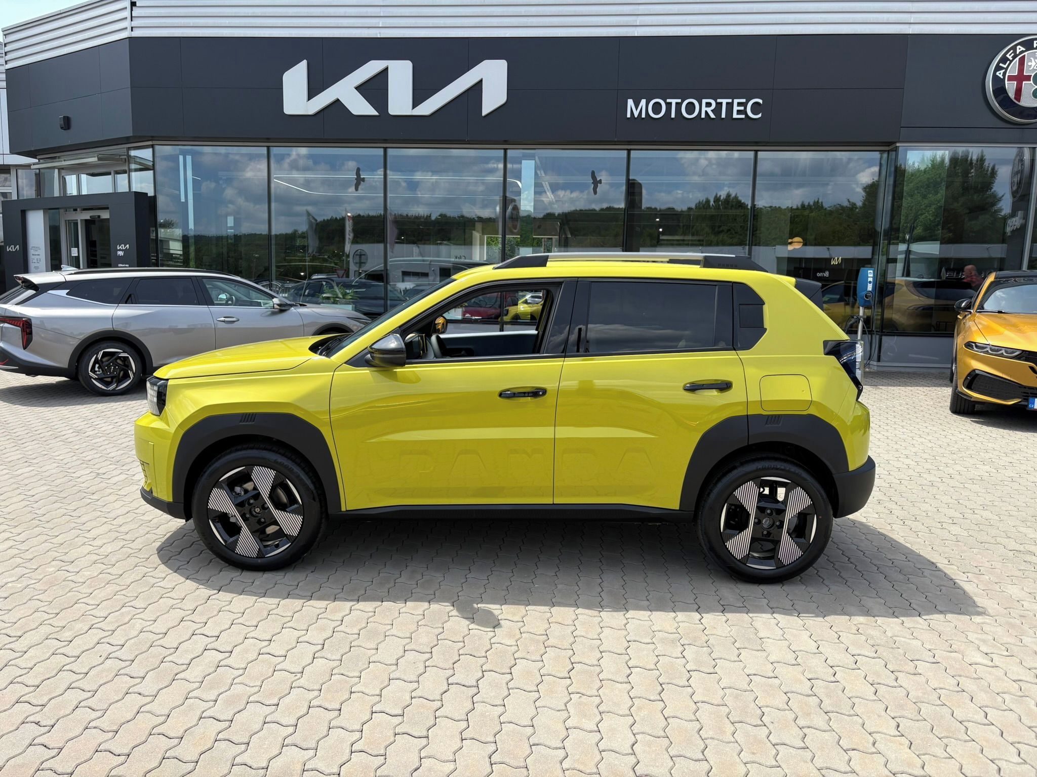 Fiat Grande Panda, La Prima 1.2 Turbo 100k - fotka 4