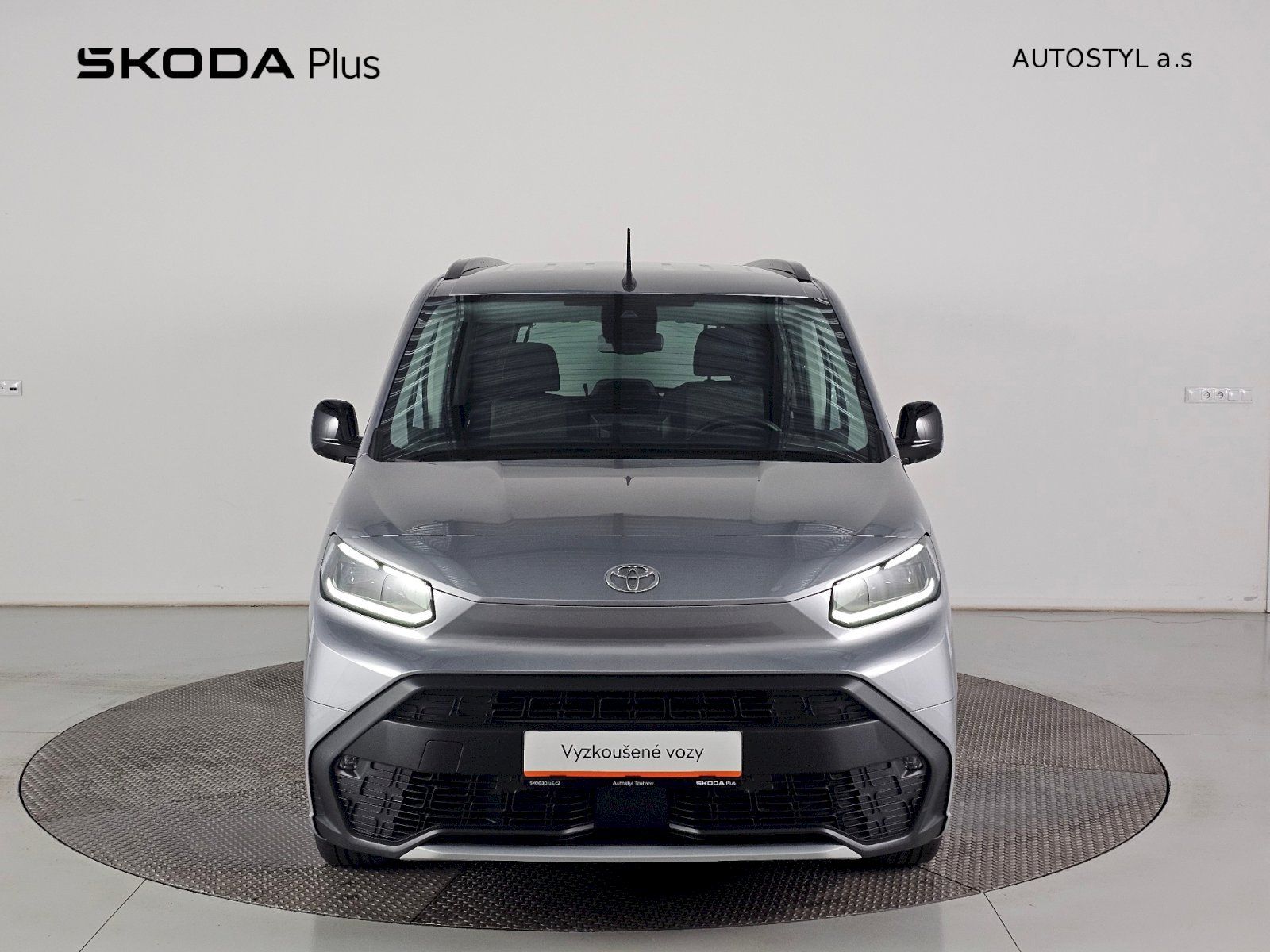 Toyota Proace City Verso, L2 1.2T 110k FAMILY 7S LONG - fotka 4