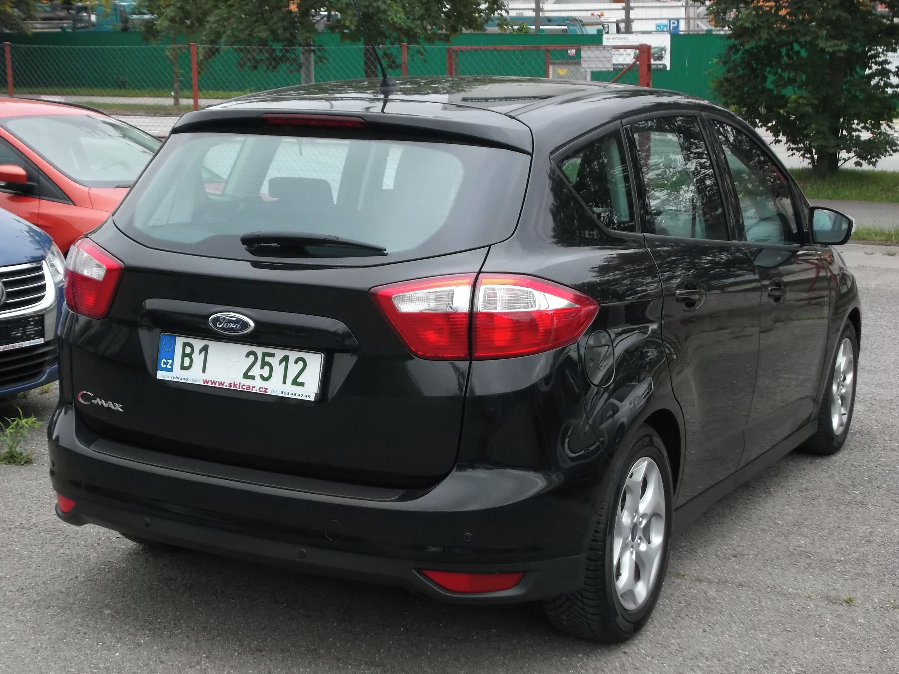 Ford C-MAX, 1,6 16V aut.klim,tempomat,PDC - fotka 3