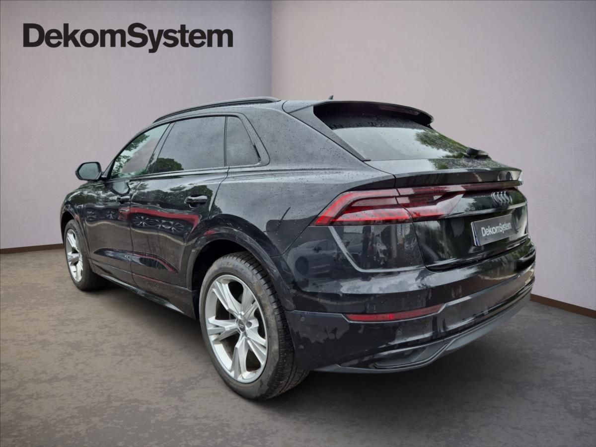 Audi Q8, 3,0 50 TDi Quattro - fotka 6