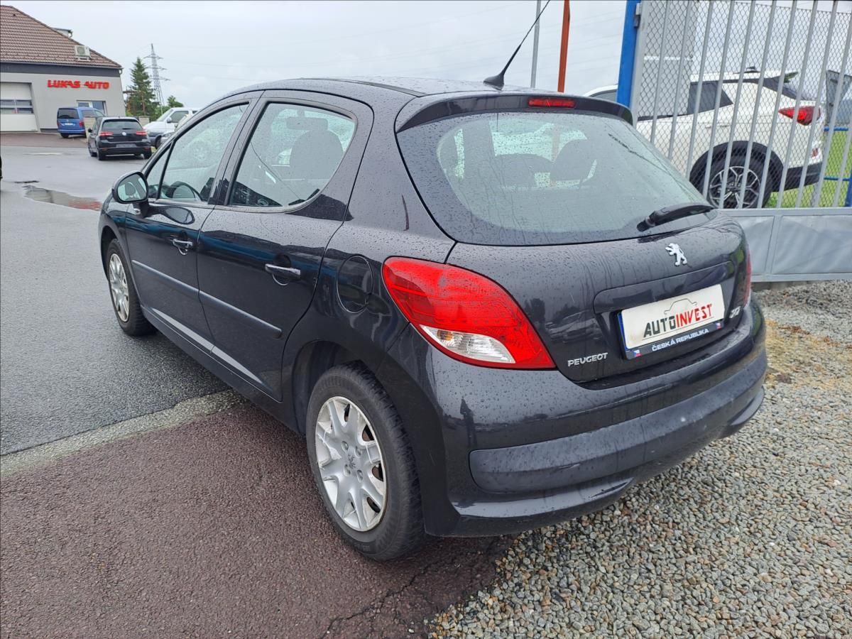 Peugeot 207, 1,4 HDI - fotka 4