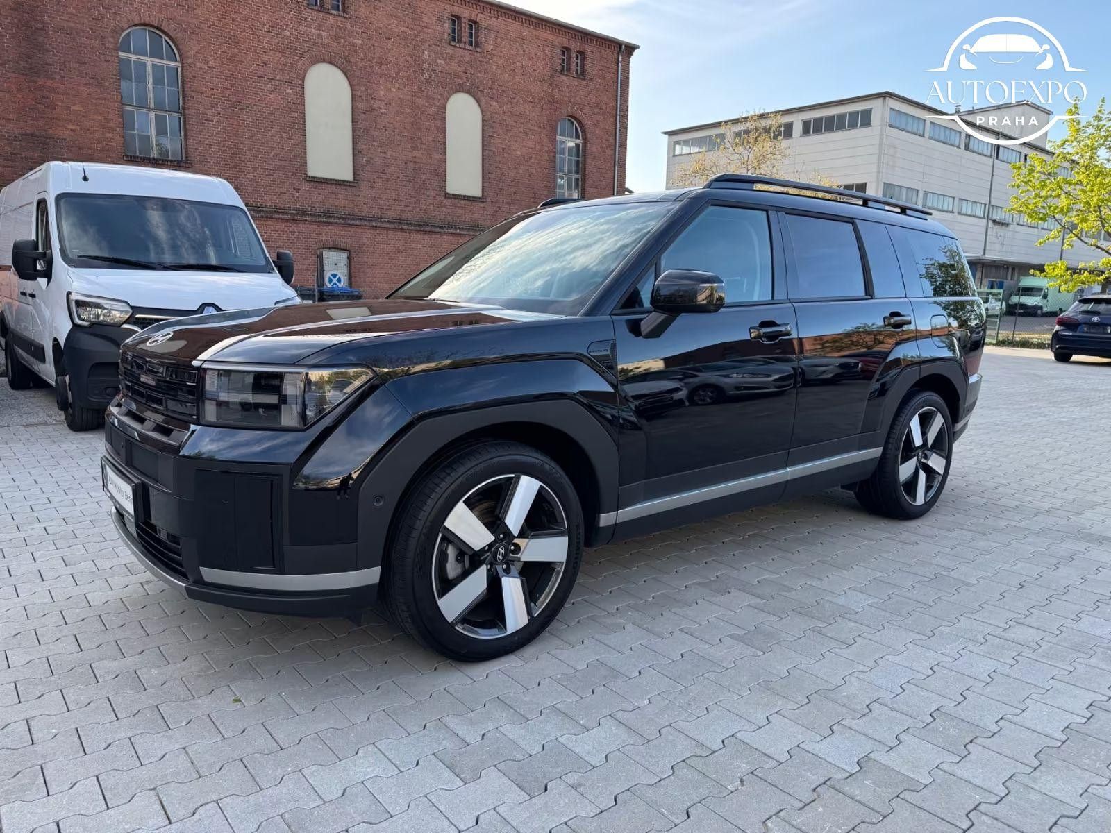 Hyundai Grand Santa Fe, Santa Fe 1.6 T-GDI Hybrid 4WD - fotka 2