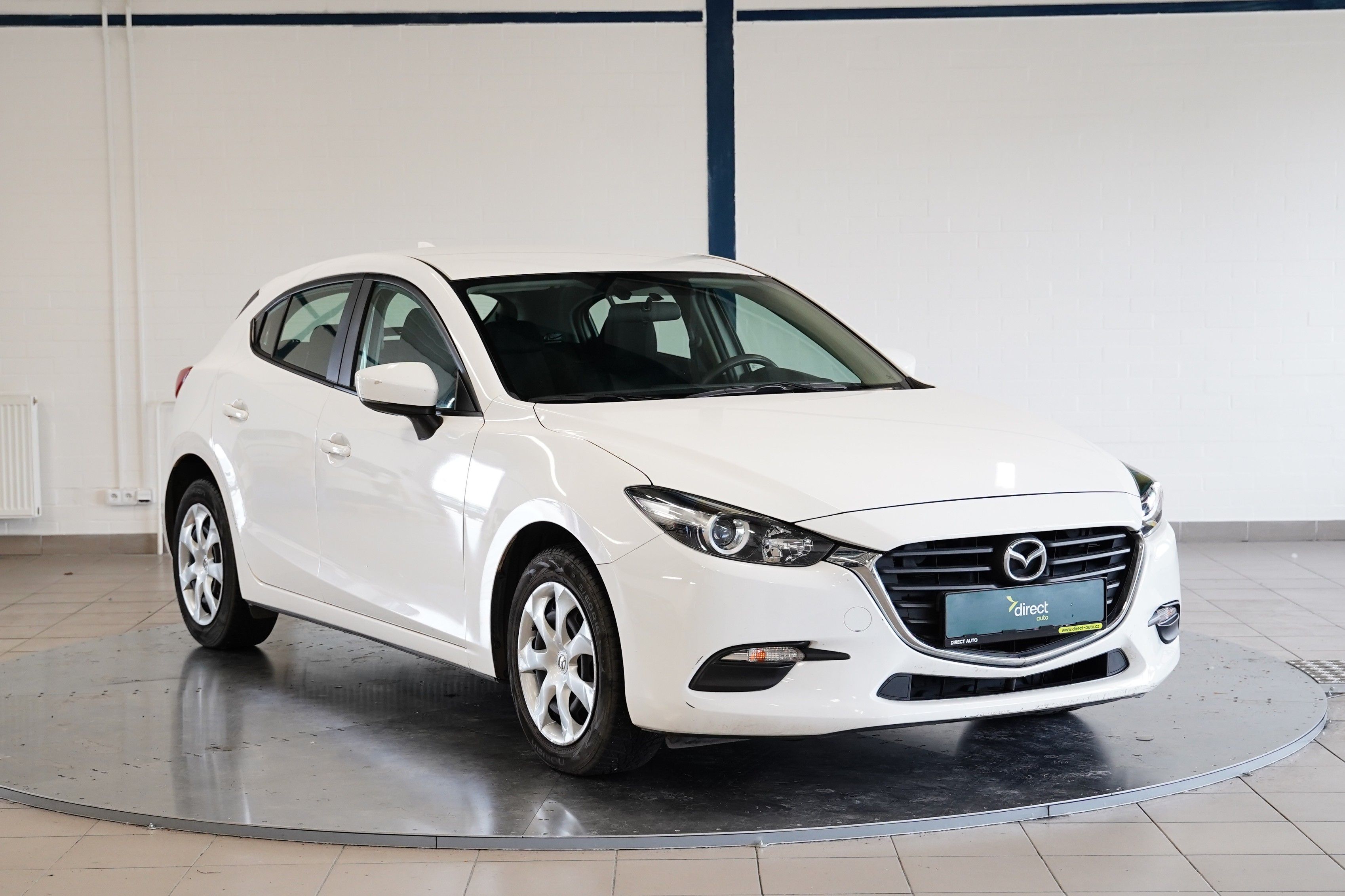 Mazda 3, 1.5 Skyactiv-G 74 kW - fotka 2