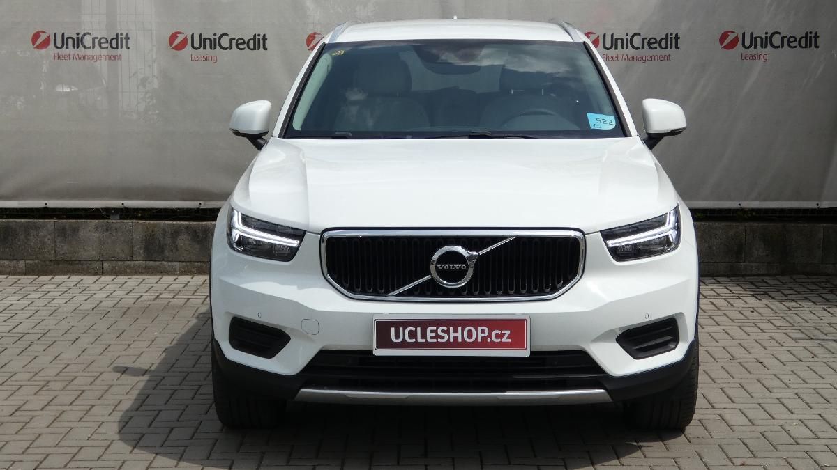 Volvo XC40, D3 Drive-E AWD Momentum - fotka 2