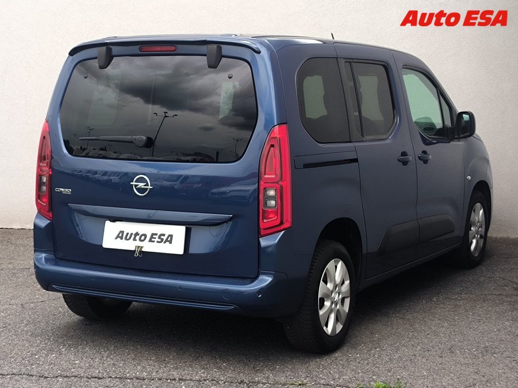Opel Combo, 1.5CDTi,Edition,navi - fotka 4