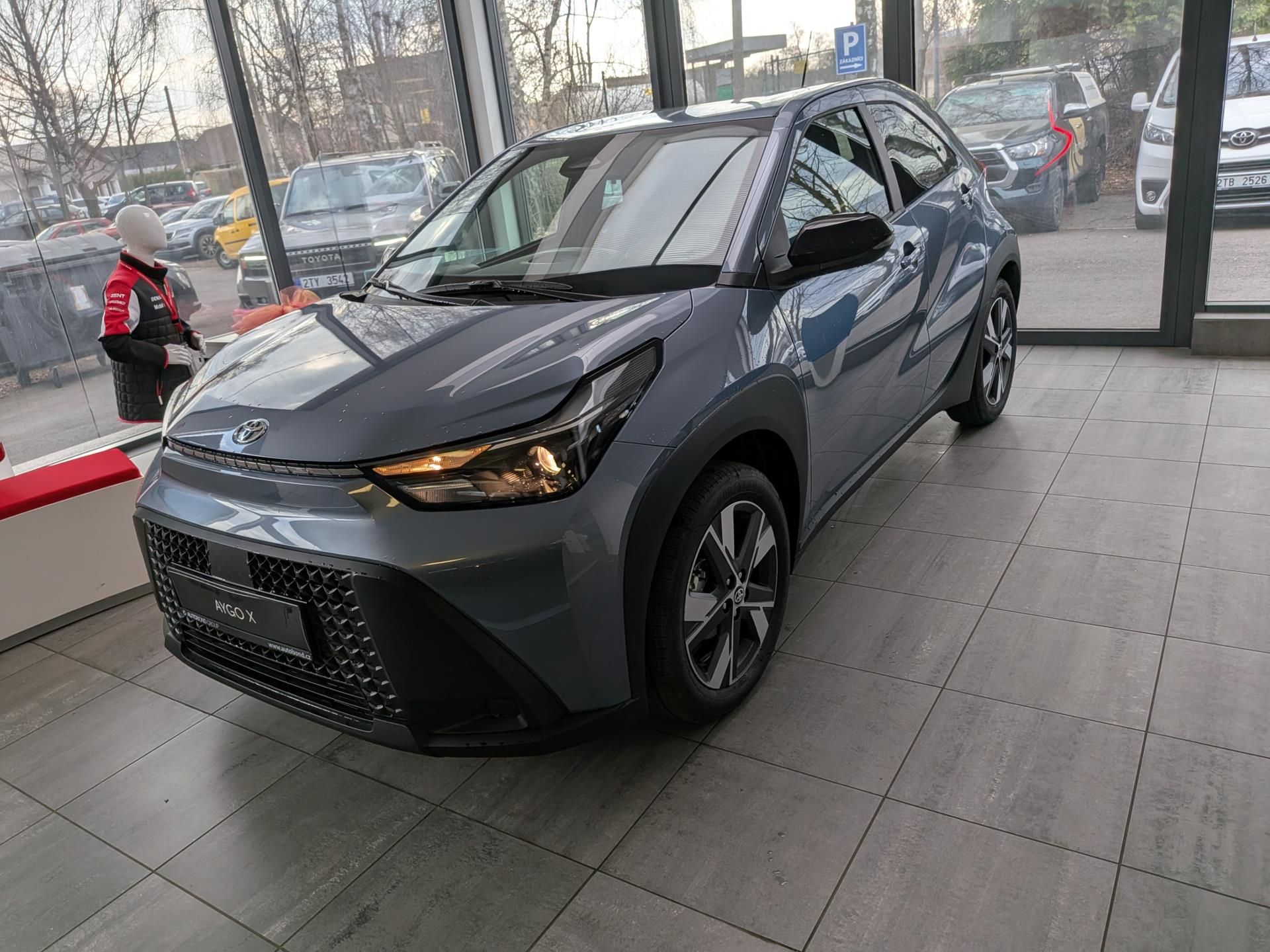 Toyota Aygo, 1.5 Hybrid, COMFORT 116K - fotka 3