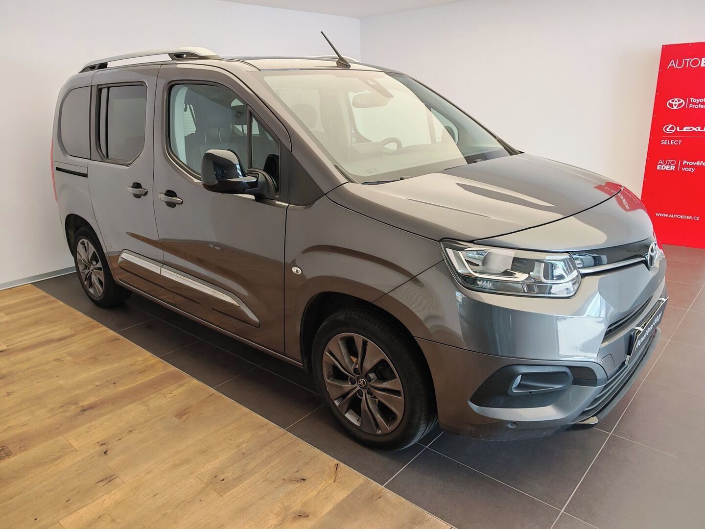 Toyota Proace City Verso, 1.5 D - manual - fotka 3
