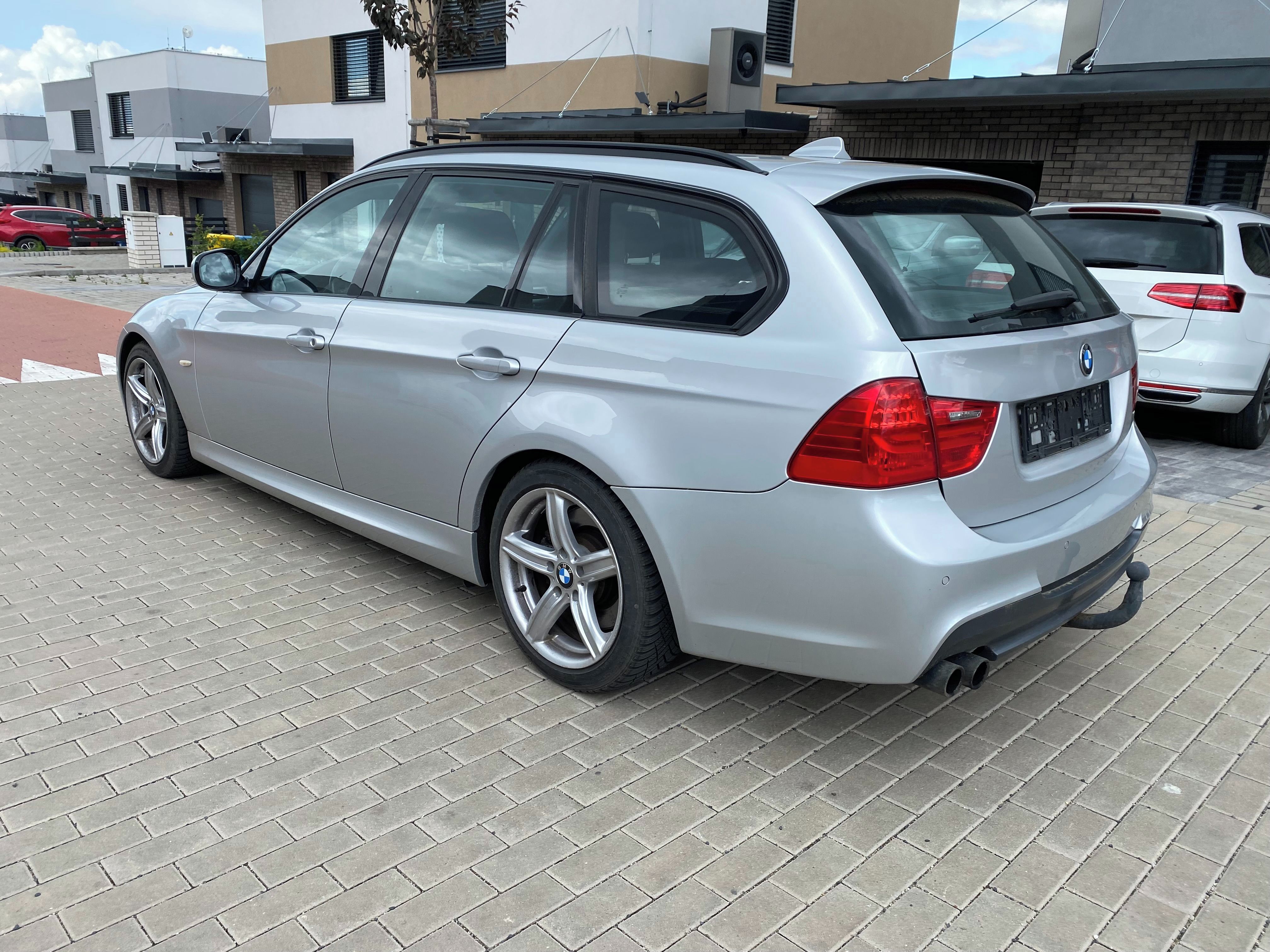 BMW Řada 3, 325d, 150kW, M-paket, nová STK - fotka 2
