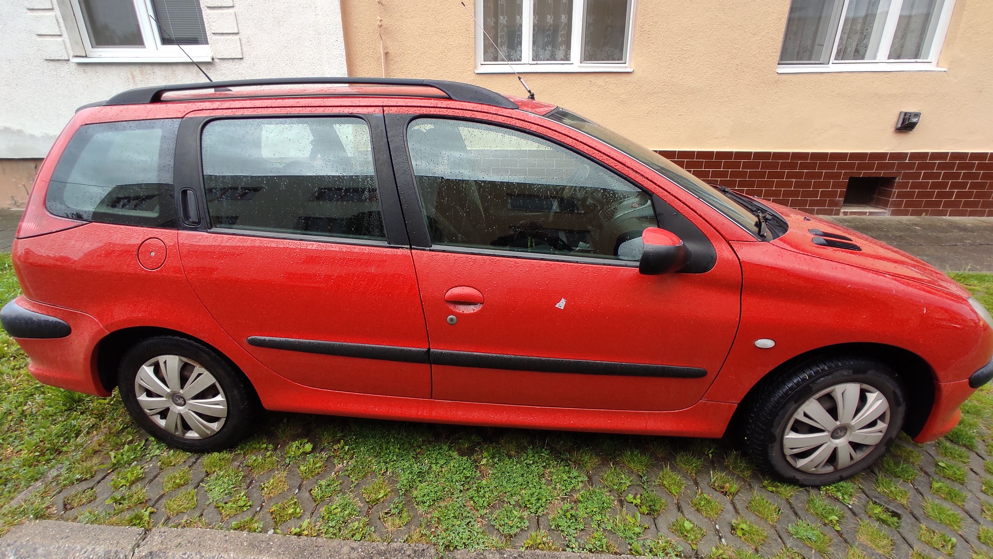 Peugeot 206, bez STK - pojízdný