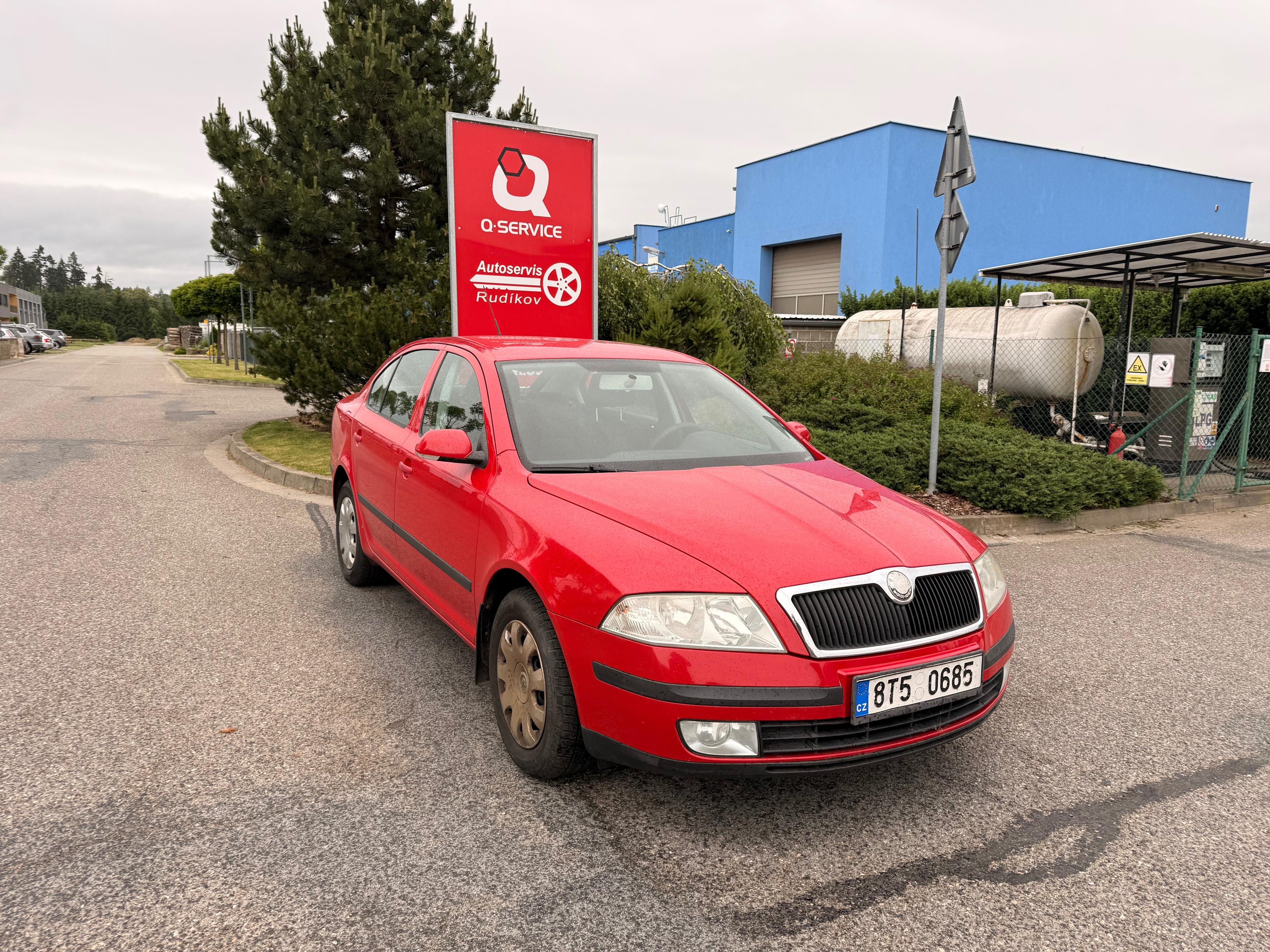 Škoda Octavia, 1.6i 75Kw LPG - fotka 2