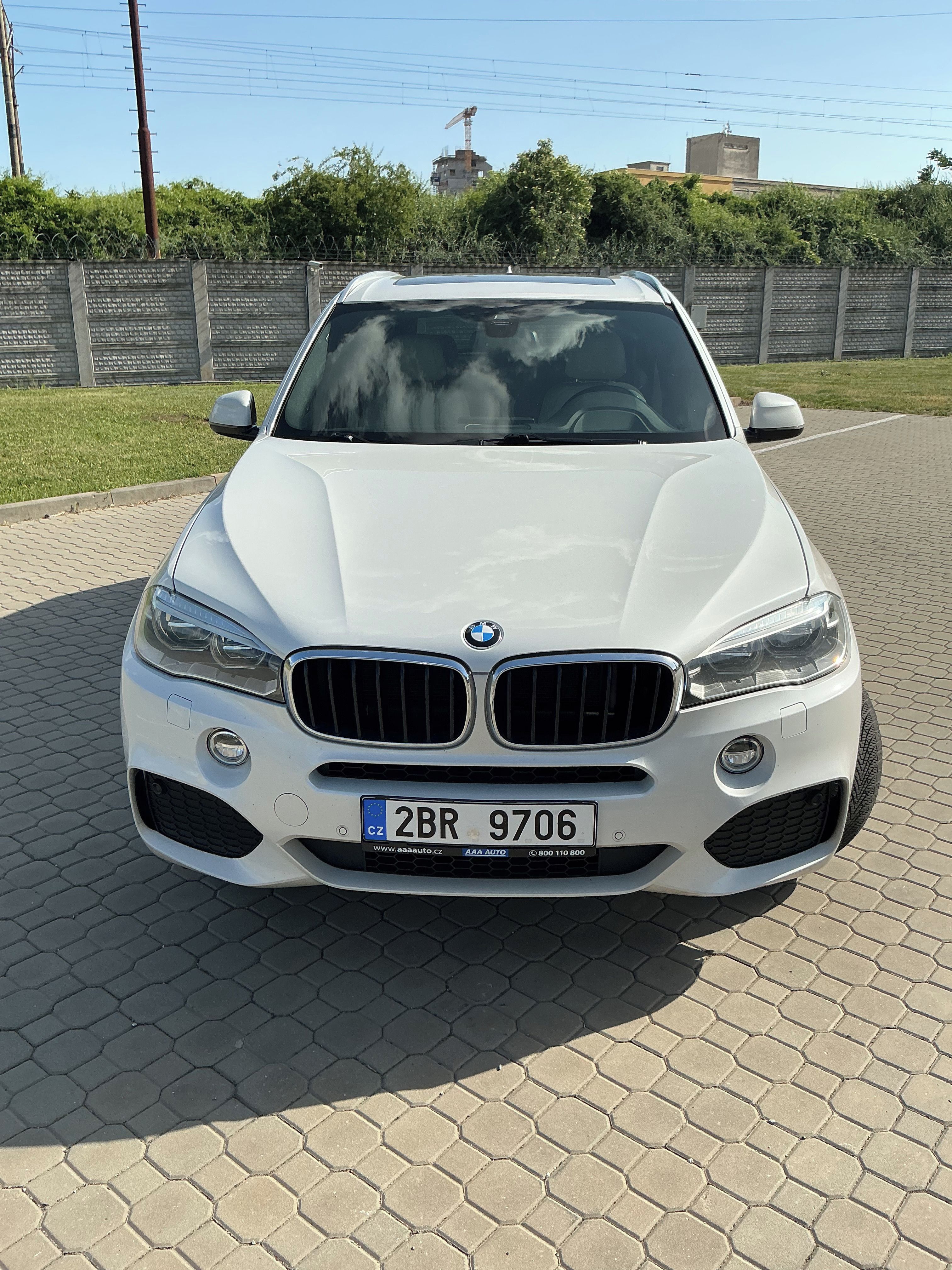 BMW X5, xDrive30d,190 kW, TAŽNÉ, NAVI - fotka 2