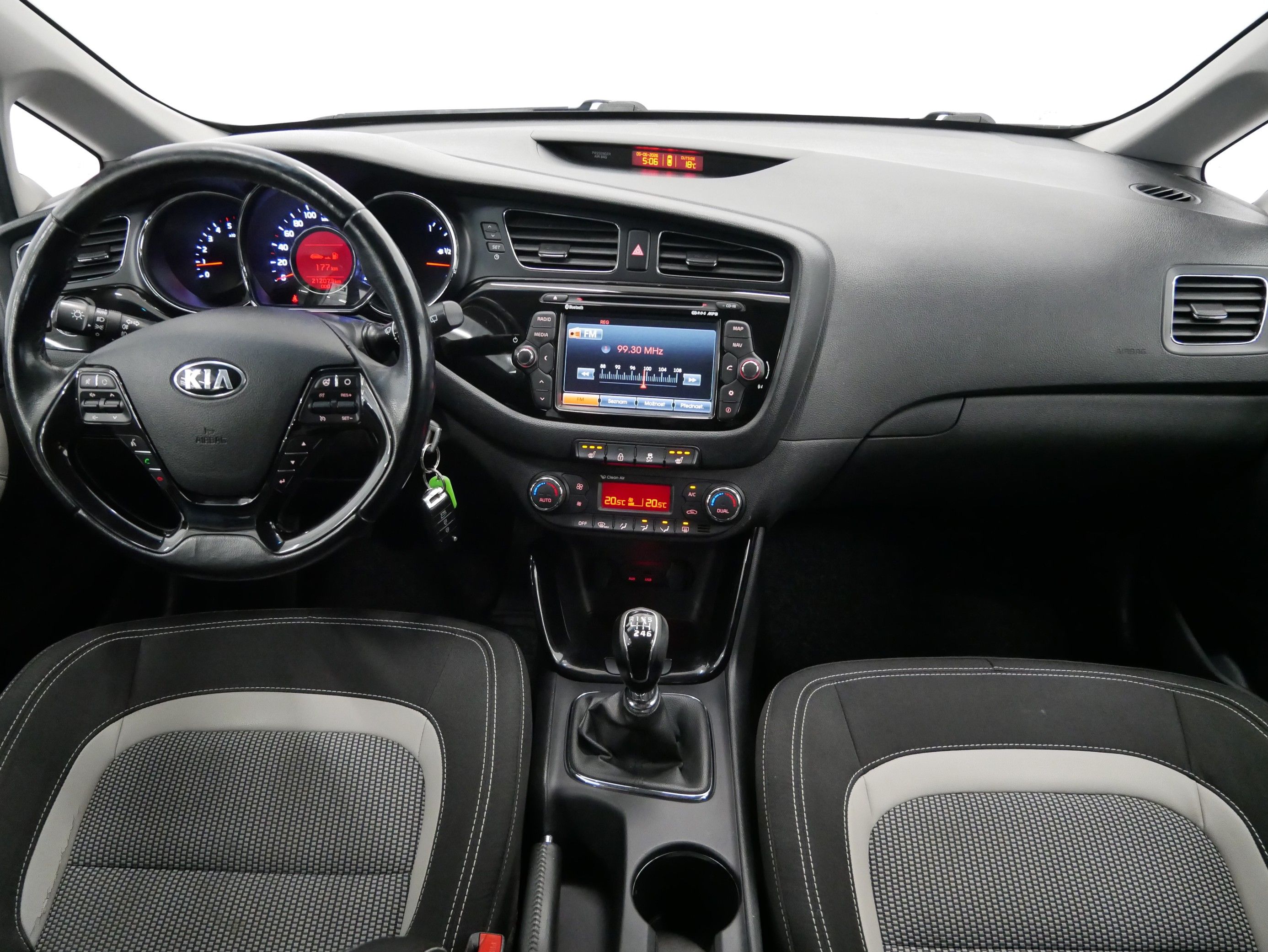 Kia Cee´d, 1.6 CRDi 94kW - fotka 5