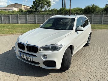 xDrive30d,190 kW, TAŽNÉ, NAVI
