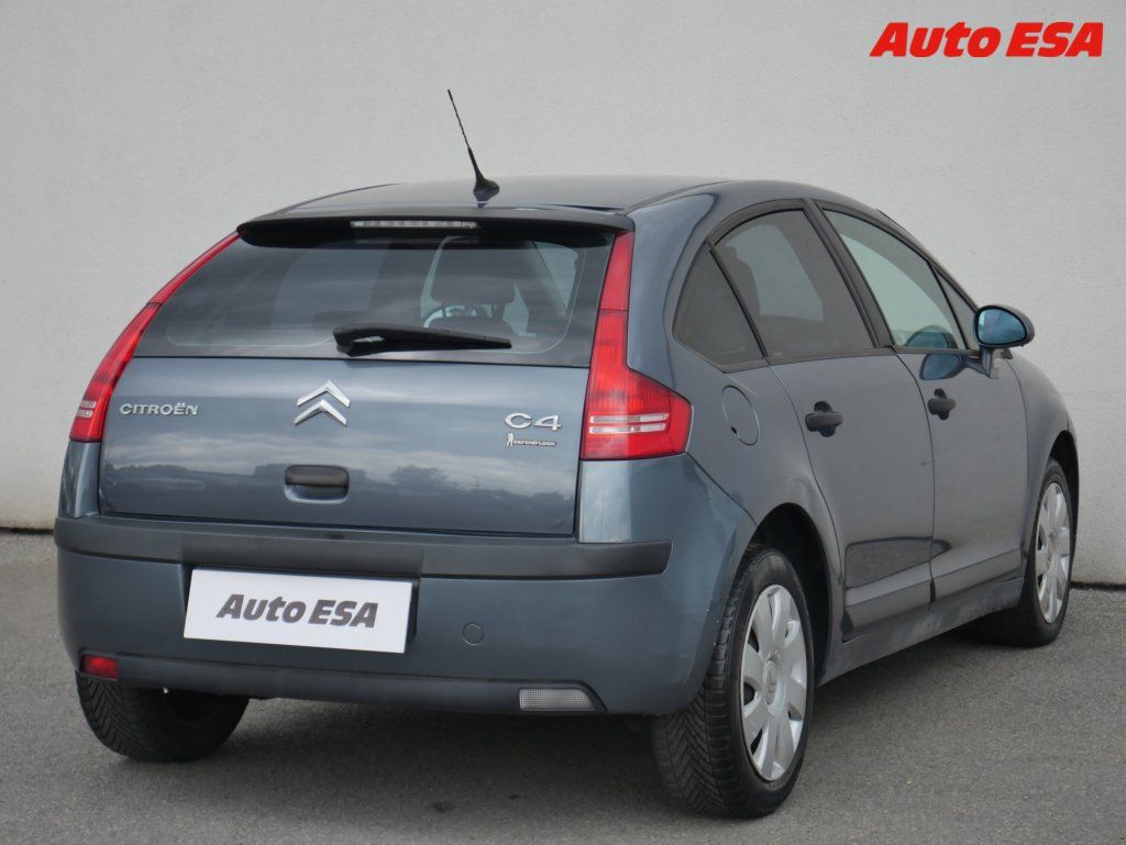 Citroën C4, 1.4 16V - fotka 4