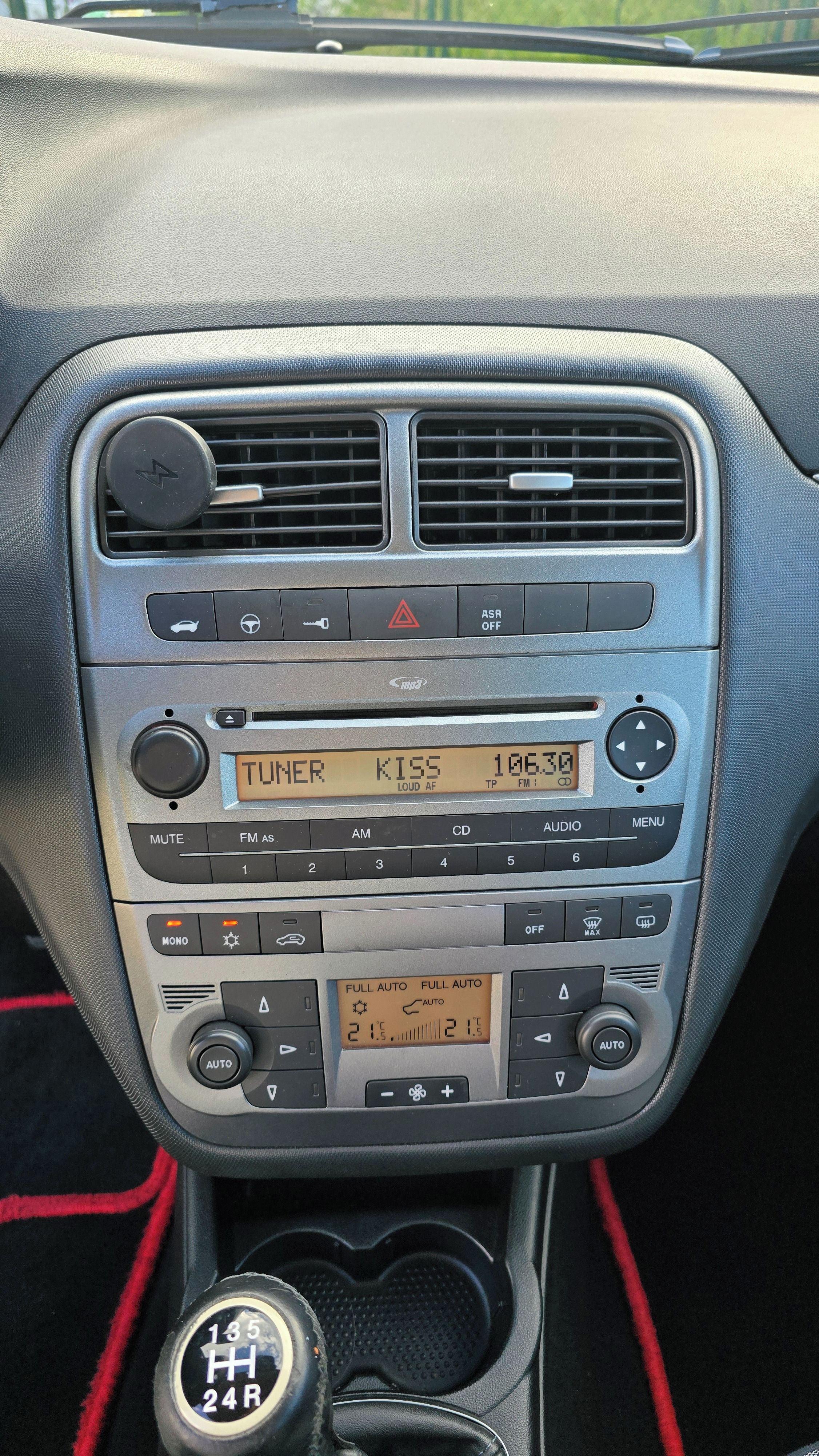 Fiat Grande Punto, 1.4 T-jet 88 kw - fotka 6