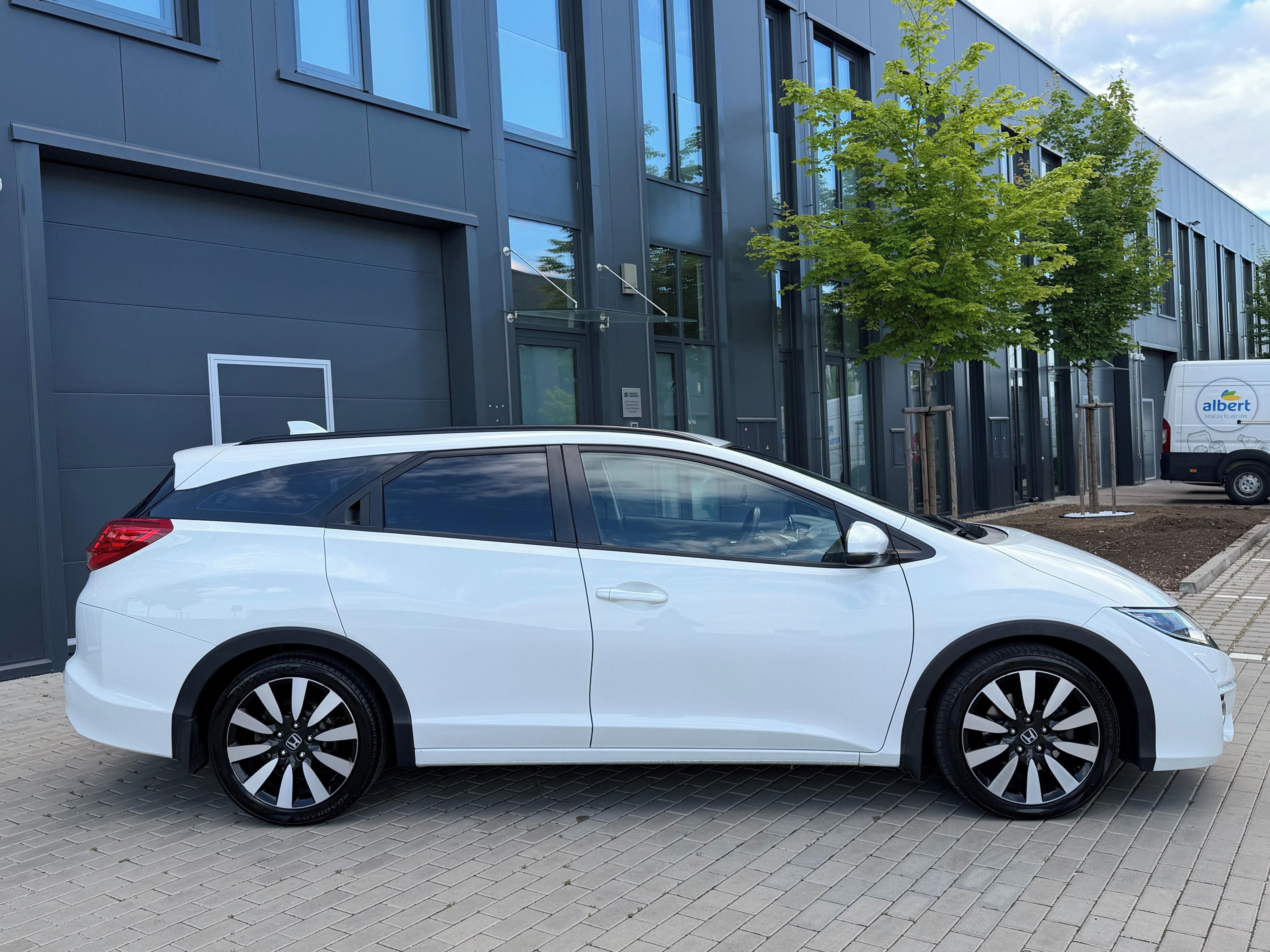 Honda Civic, 1.6 i-DTEC 88KW,Led,Kamera - fotka 2