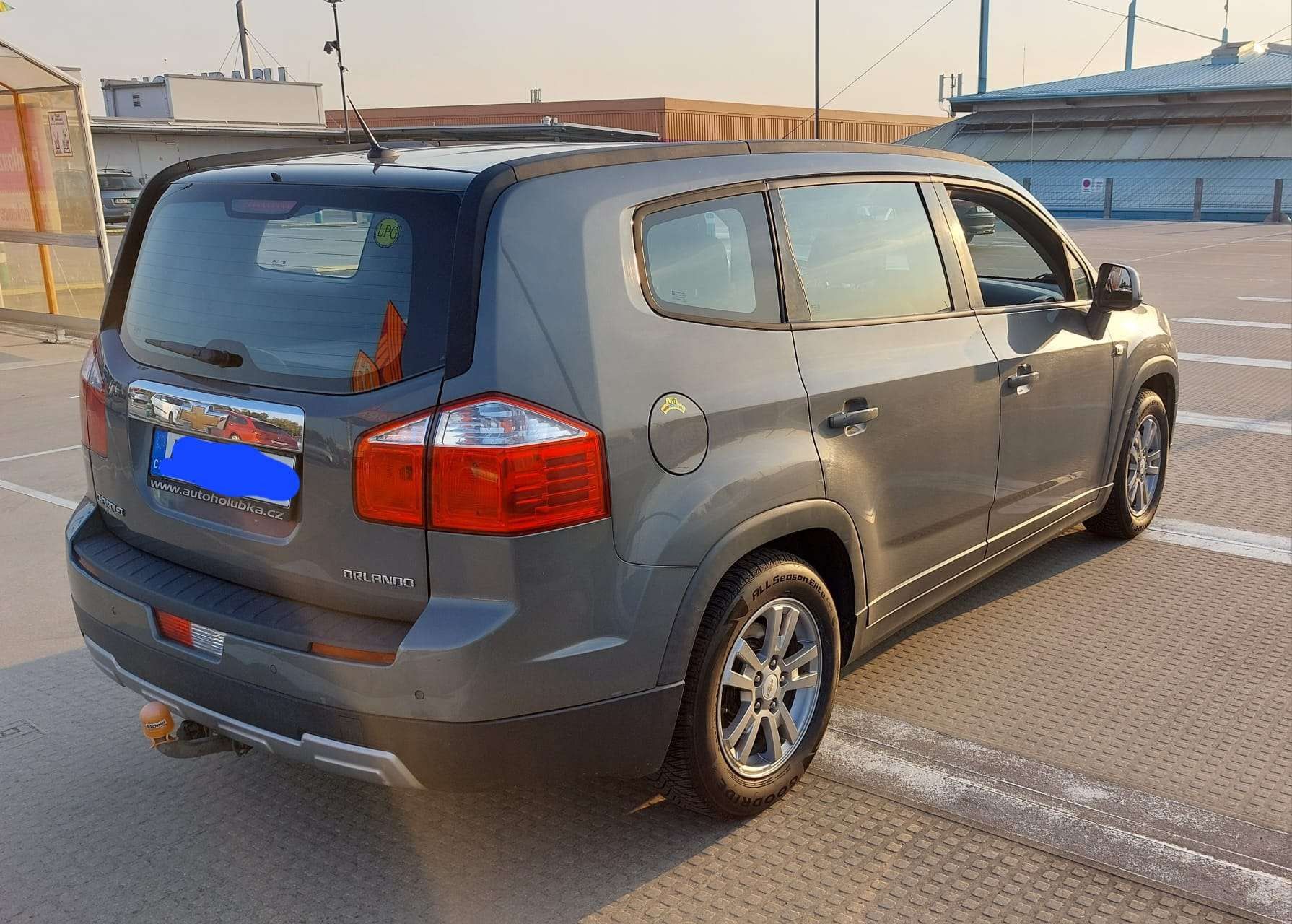 Chevrolet Orlando, 1.8 i + LPG a tažné zař. - fotka 6
