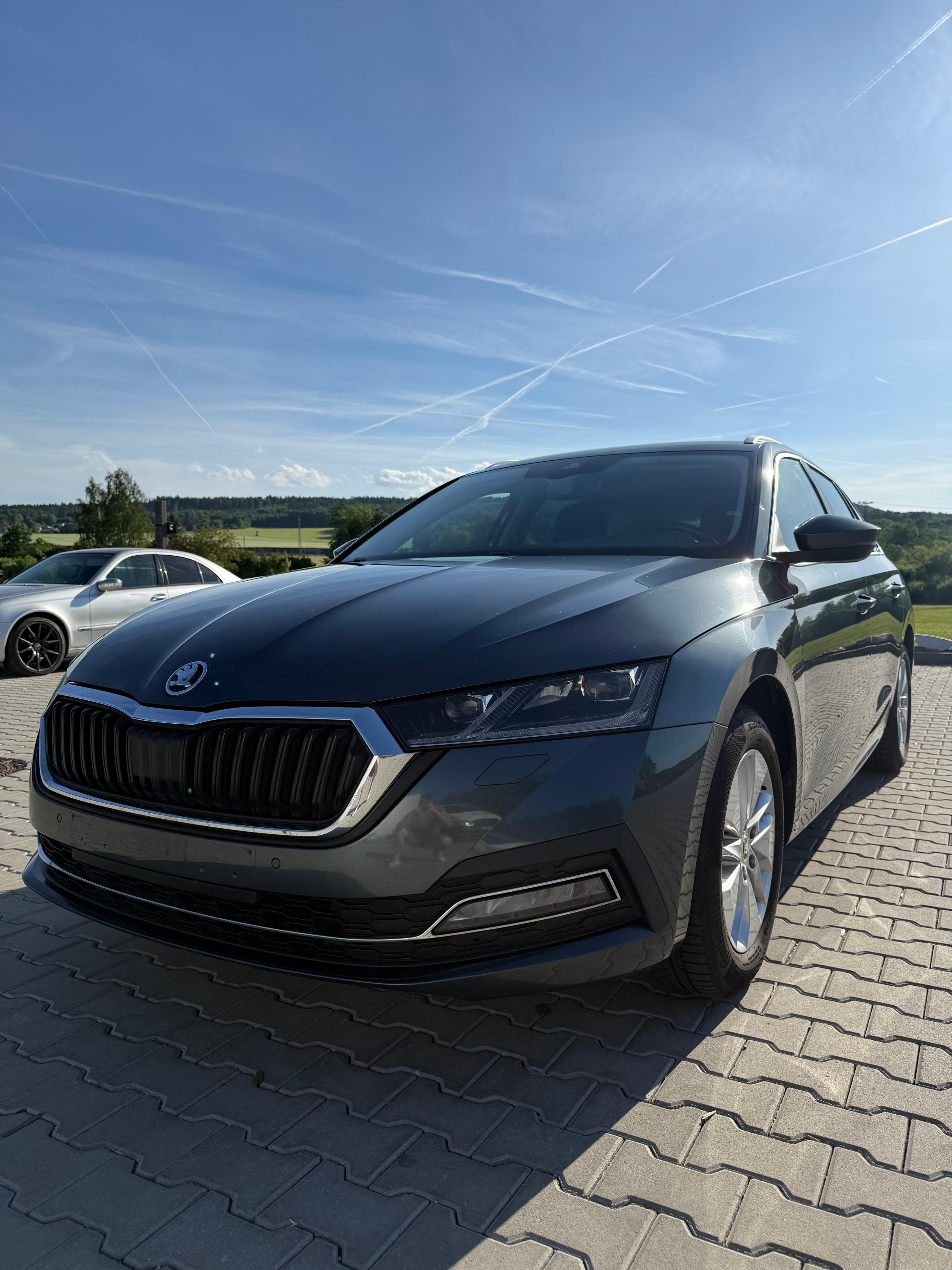 Škoda Octavia, 2.0TDI 2021 + Nové zimní pneu - fotka 2