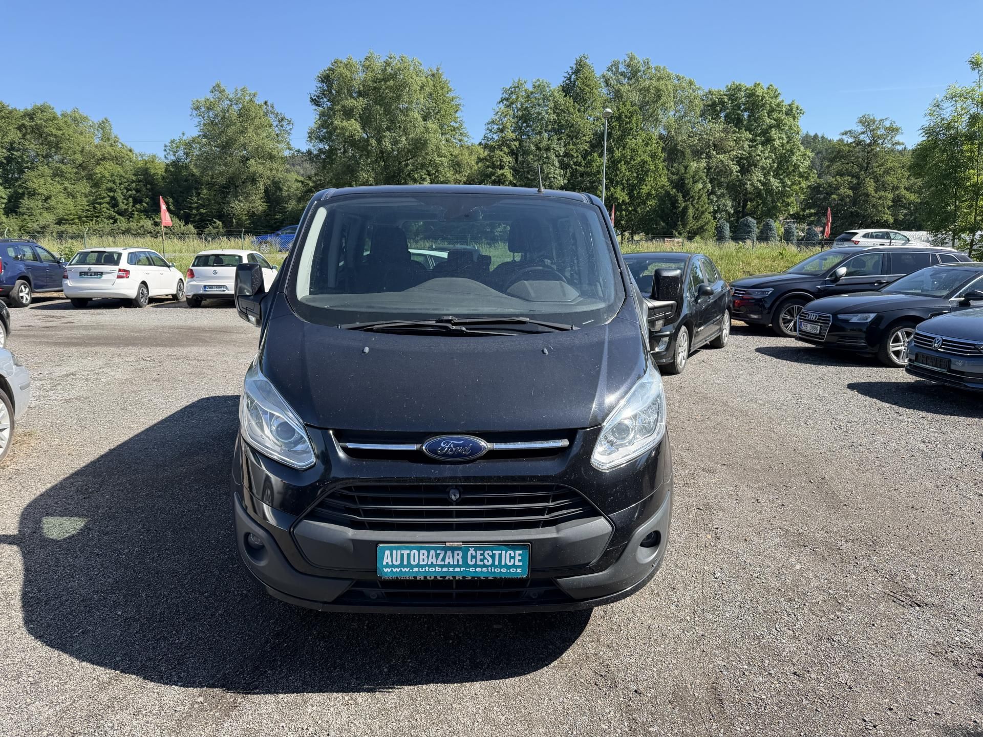 Ford Tourneo Custom, 2.2 TDCi 8 MIST - fotka 2