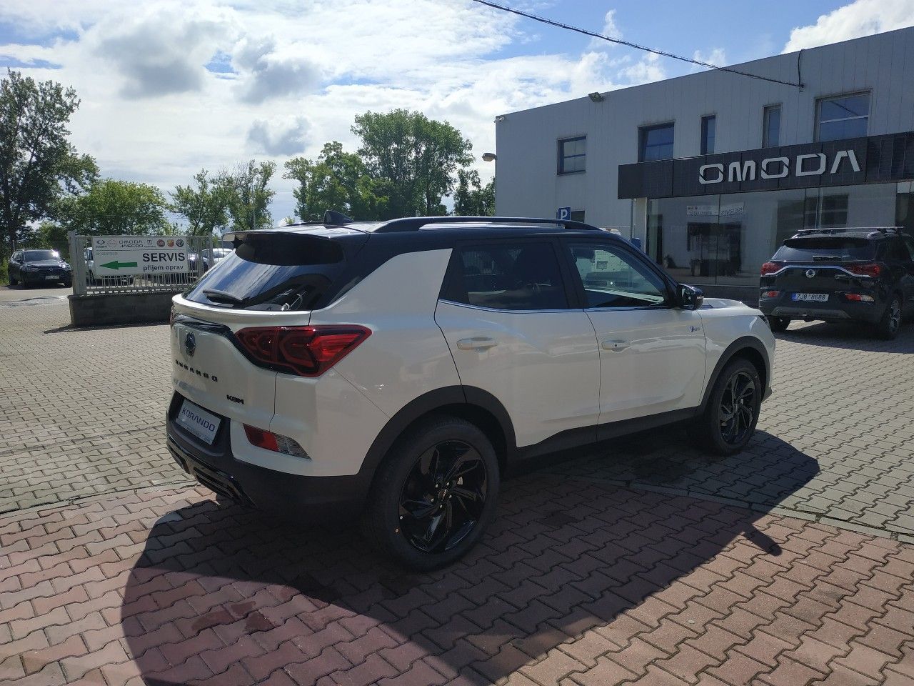 KGM Korando, 1.5T, Style+2WD,AT,SKLADEM - fotka 5
