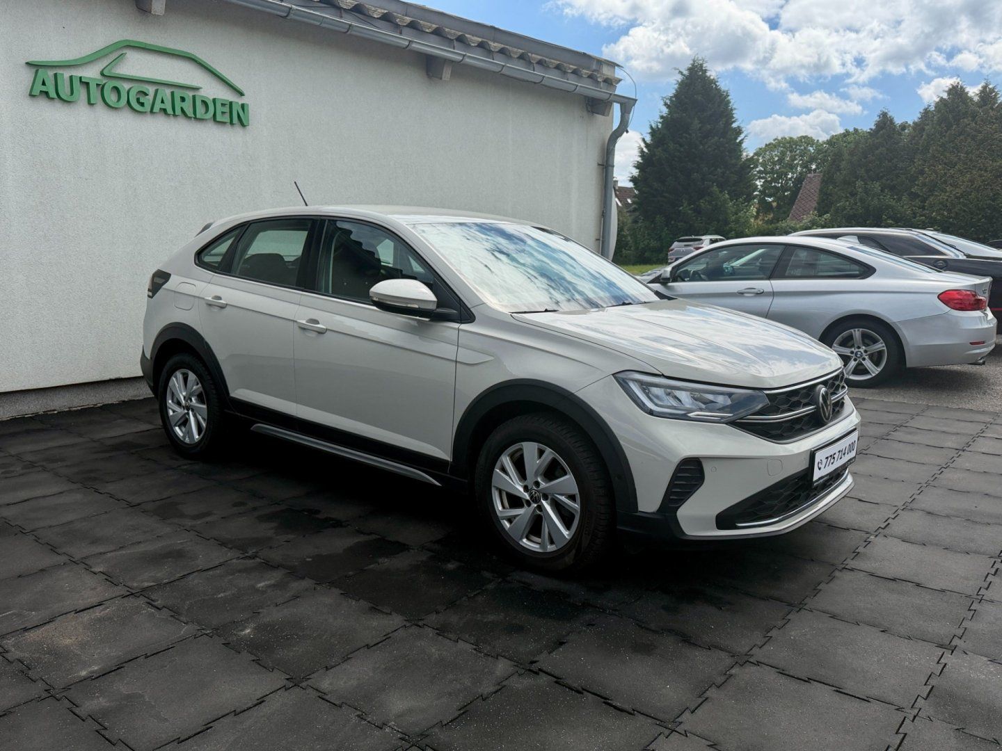 Volkswagen Taigo, 1.0TSI 70kW ACC line&side, LED - fotka 2