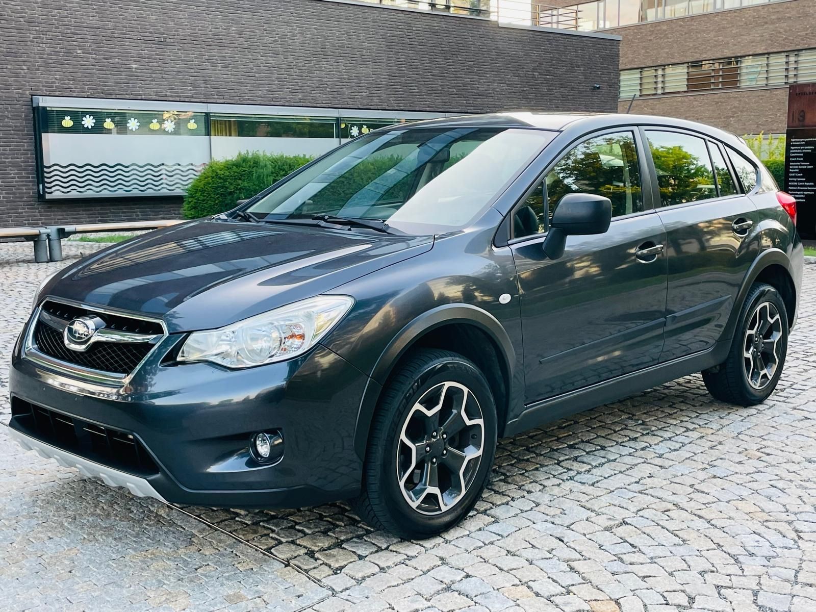 Subaru XV, 1.6i 4x4 1MAJ TAŽNÉ SERVISKA - fotka 4