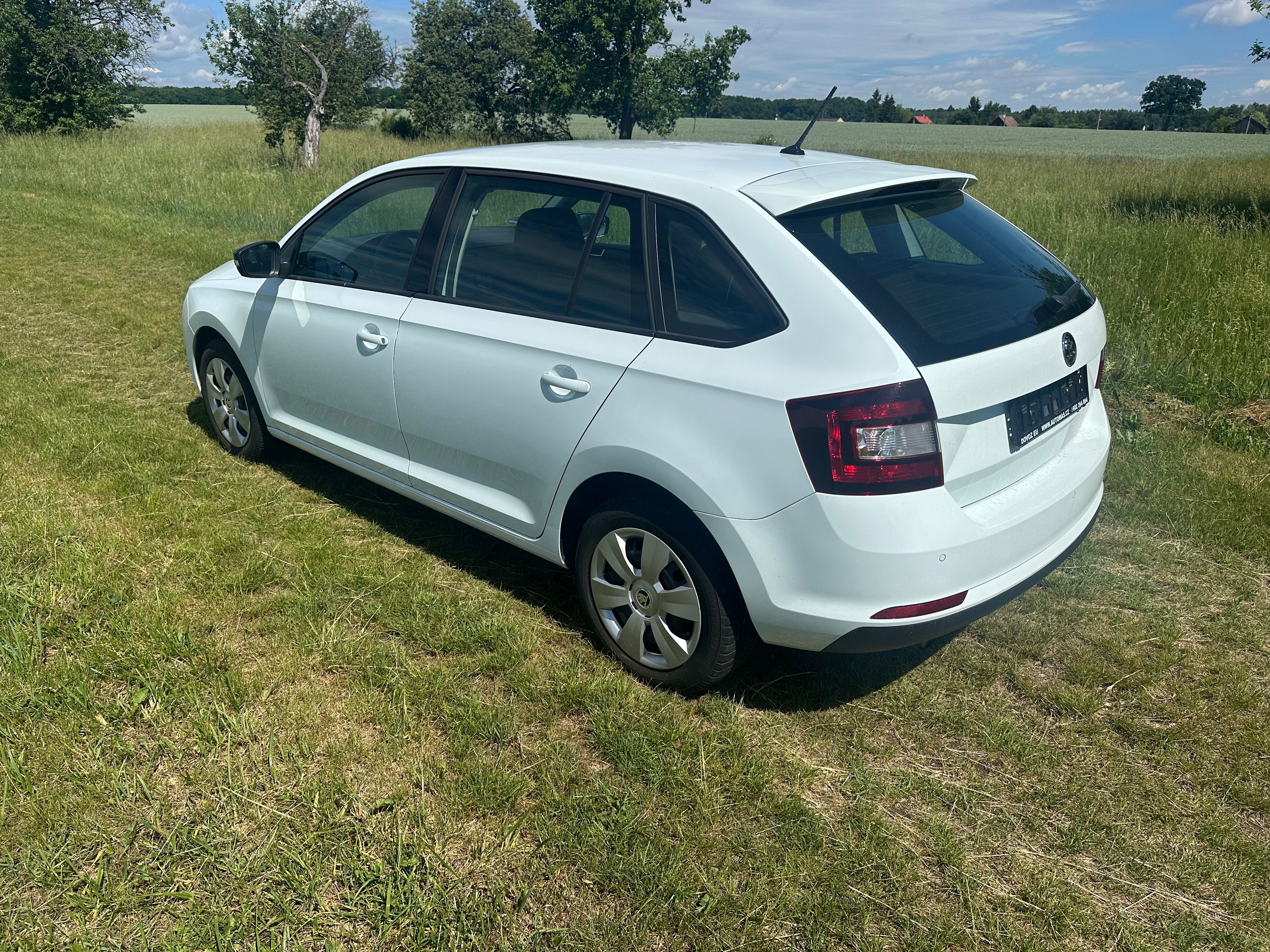 Škoda Rapid, 1.0-70kw- - fotka 4