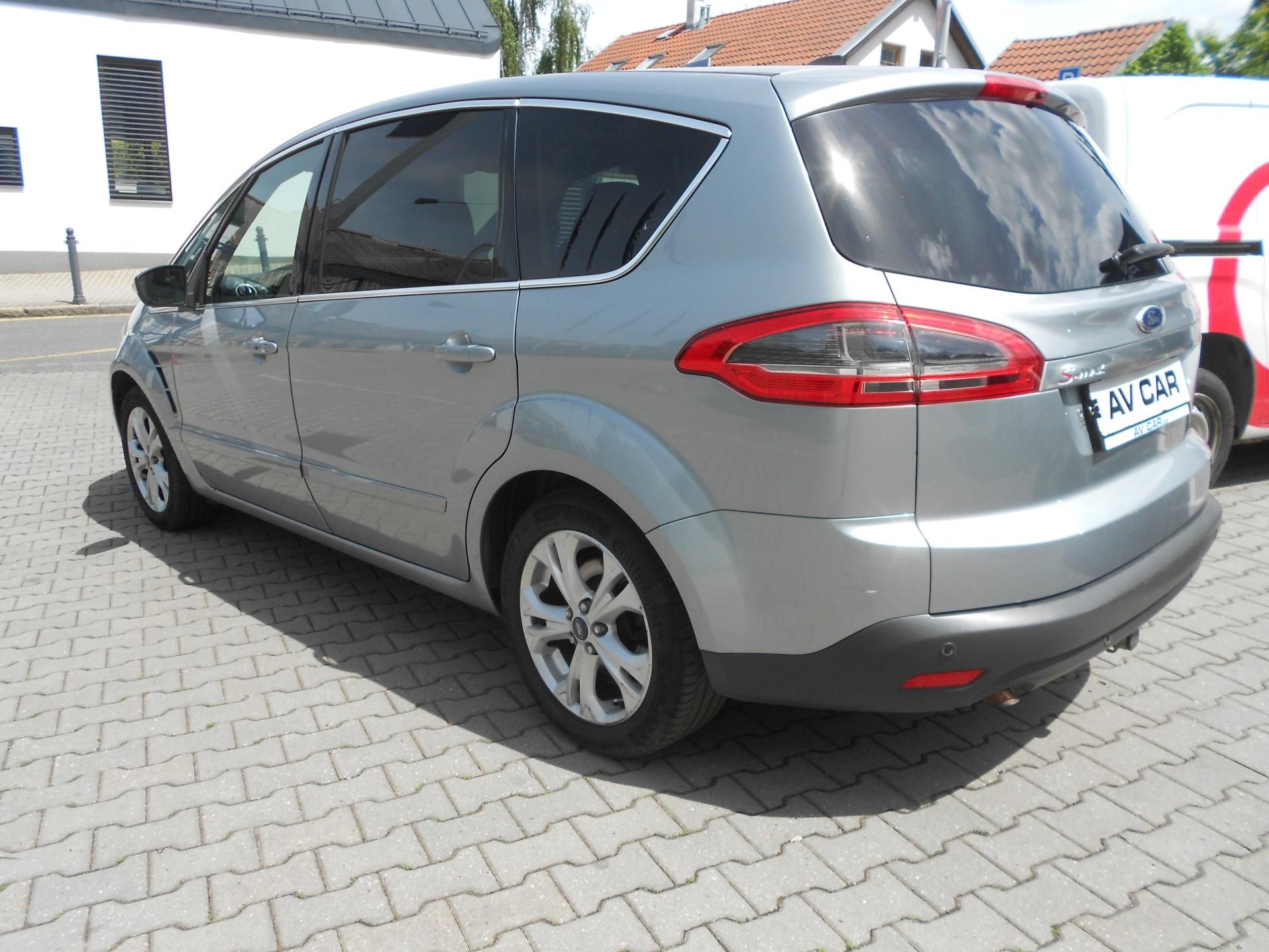 Ford S-MAX, 2,0TDCi 120kW - po repasi aut. - fotka 6